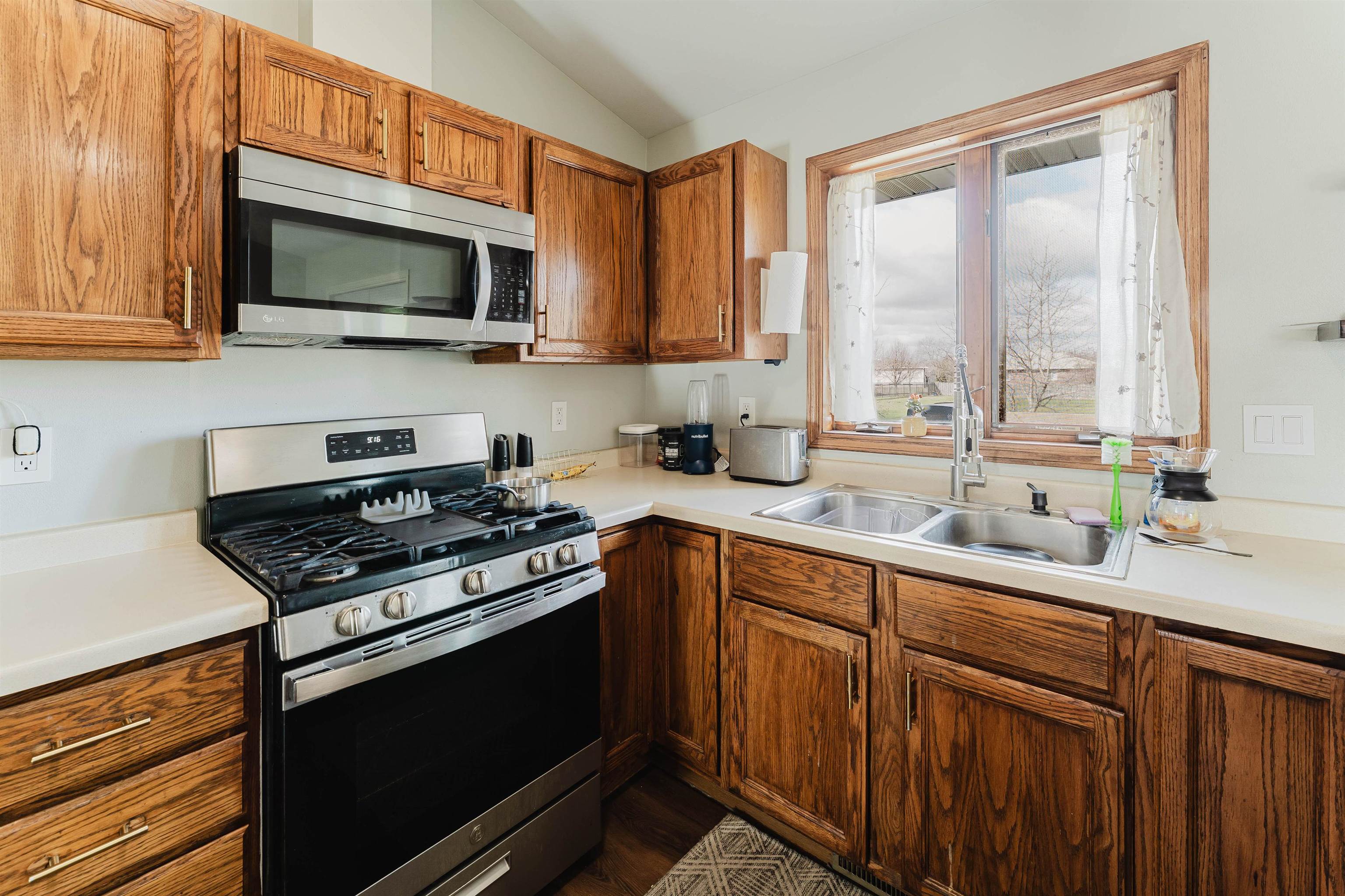 3113 BELLFIELD Drive