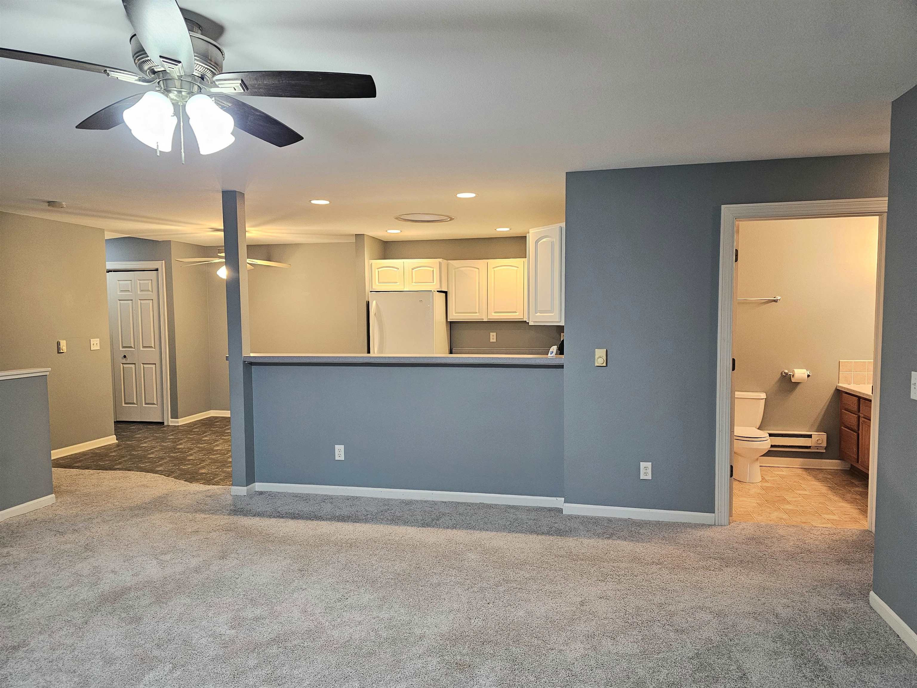 231 COUNTRY SIDE Court