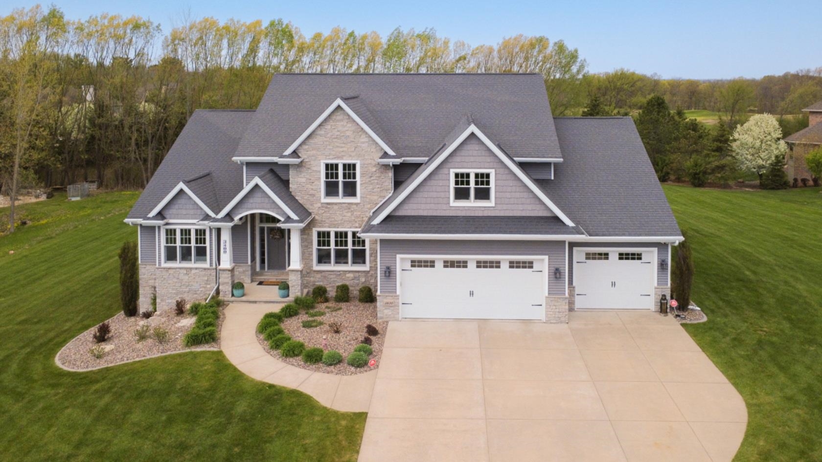 3400 AMBER Lane