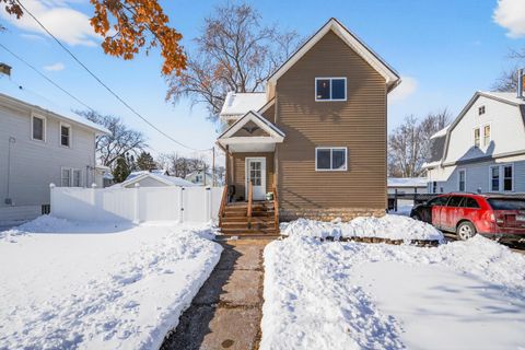 Photo of 394 S PARK Avenue, FOND DU LAC, WI 54935 (MLS # 50319147)