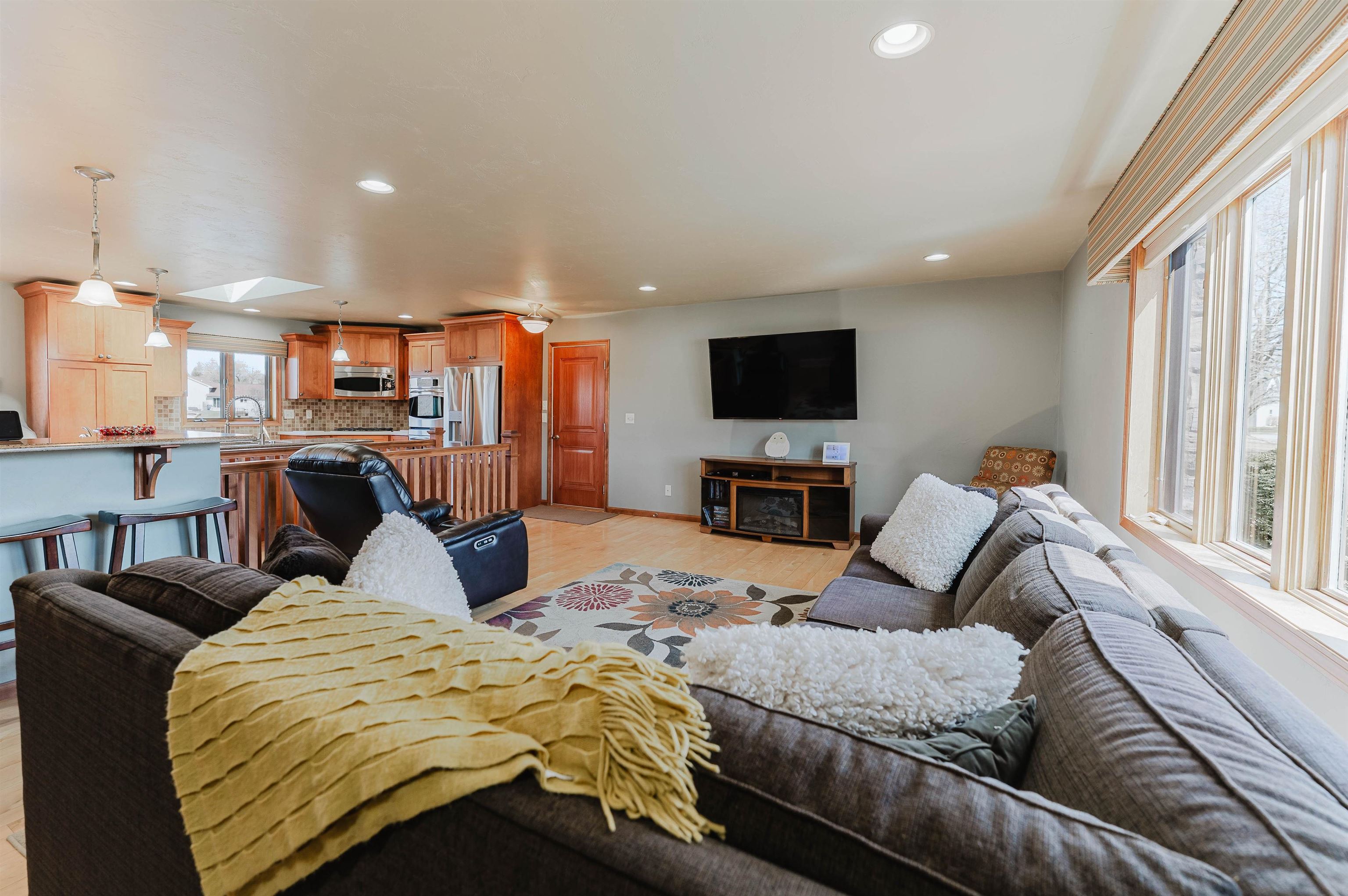 3127 HONEY CREEK Court