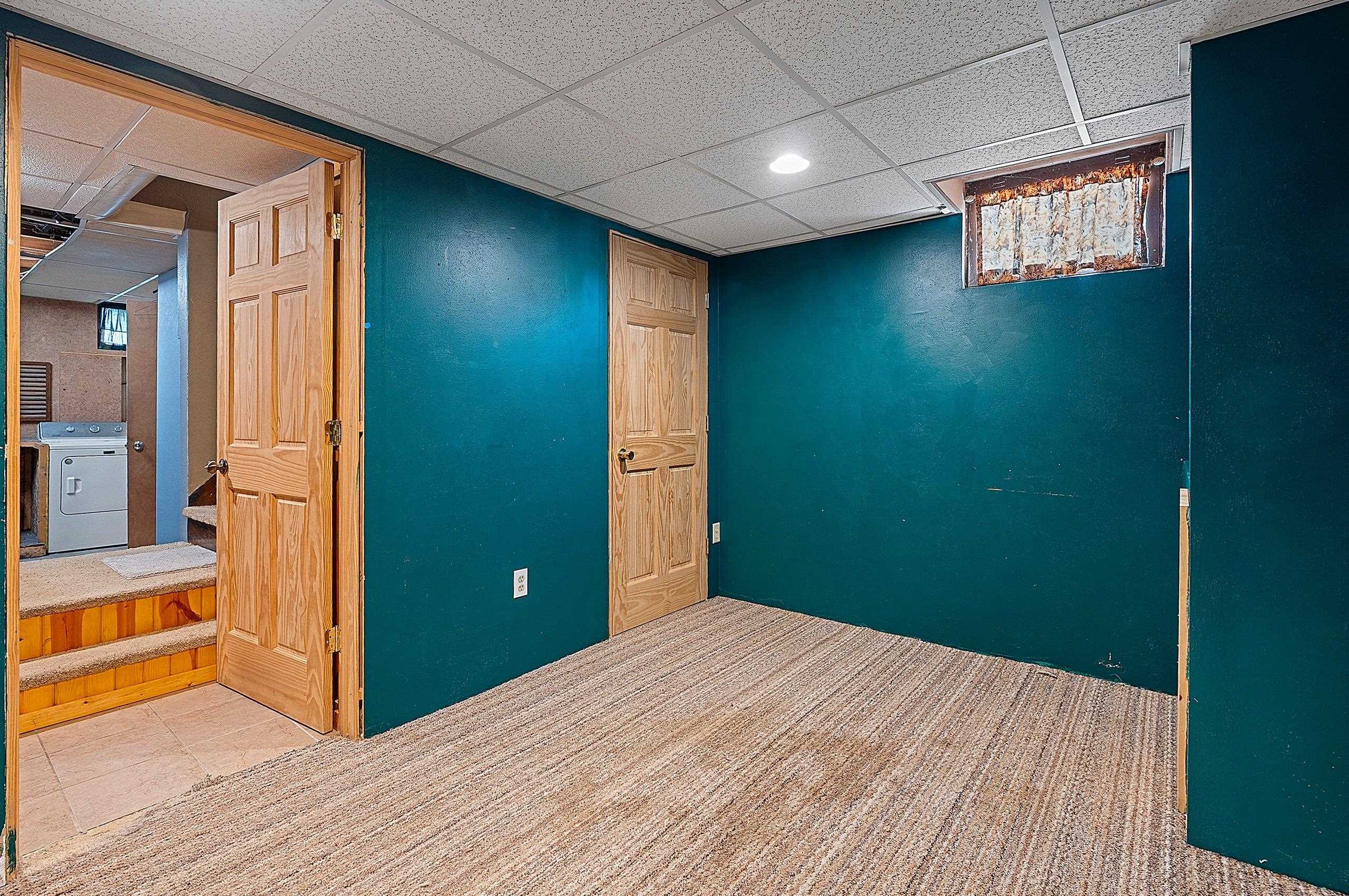 Shawano, Wisconsin 54166, United States, 3 Bedrooms Bedrooms, ,2 BathroomsBathrooms,Residential,Active,197304