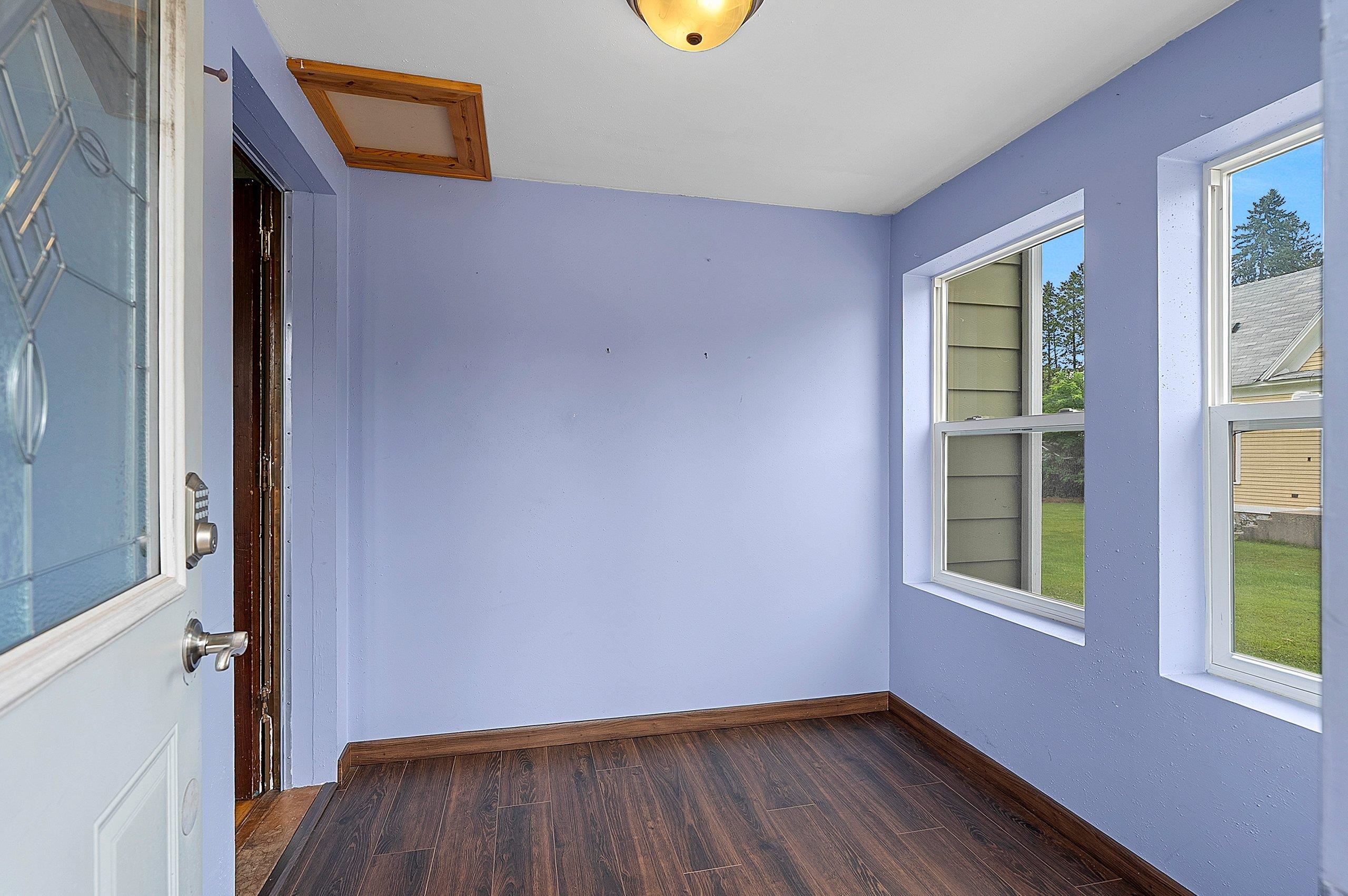 Shawano, Wisconsin 54166, United States, 3 Bedrooms Bedrooms, ,2 BathroomsBathrooms,Residential,Active,197304