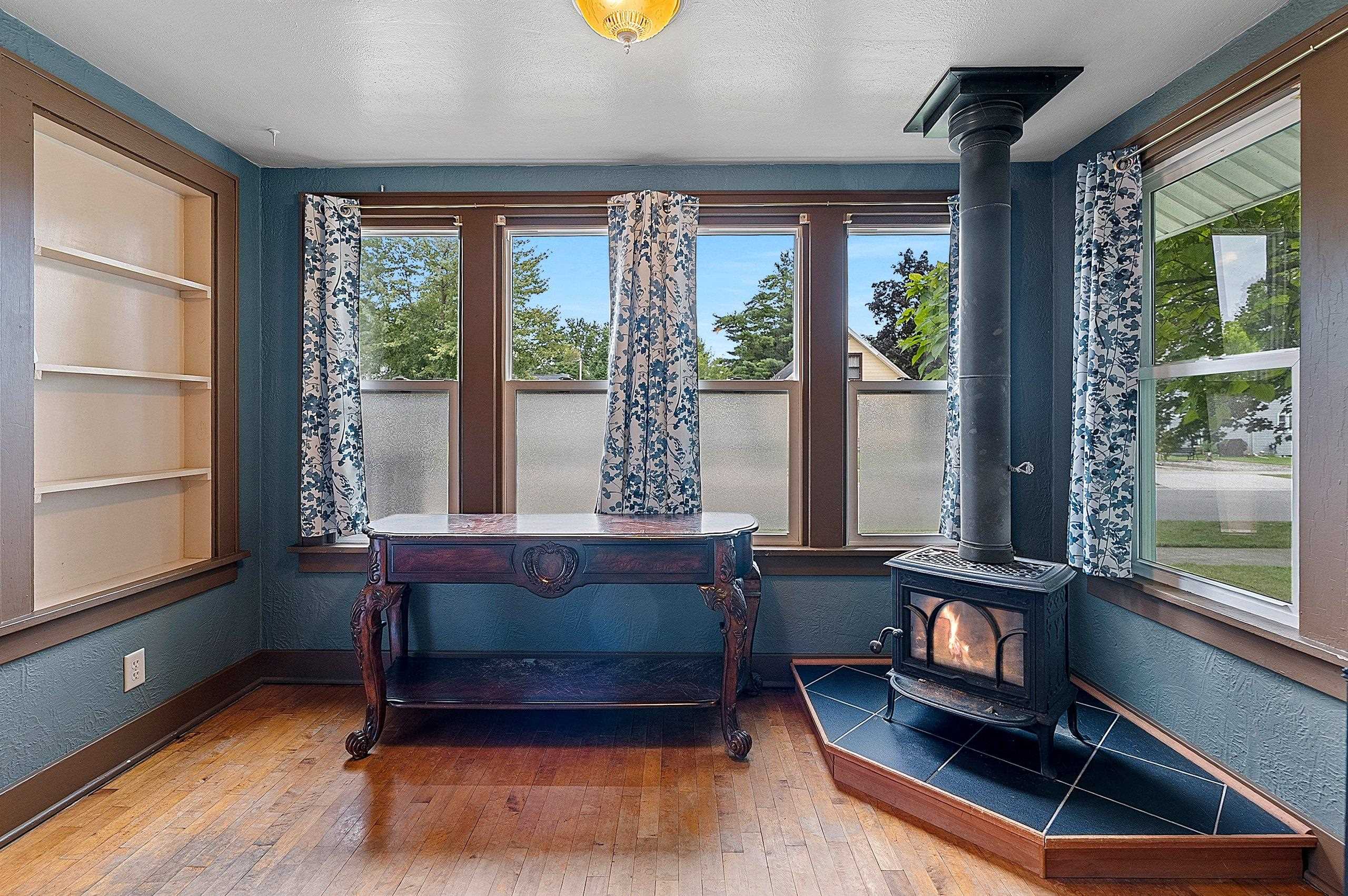 Shawano, Wisconsin 54166, United States, 3 Bedrooms Bedrooms, ,2 BathroomsBathrooms,Residential,Active,197304