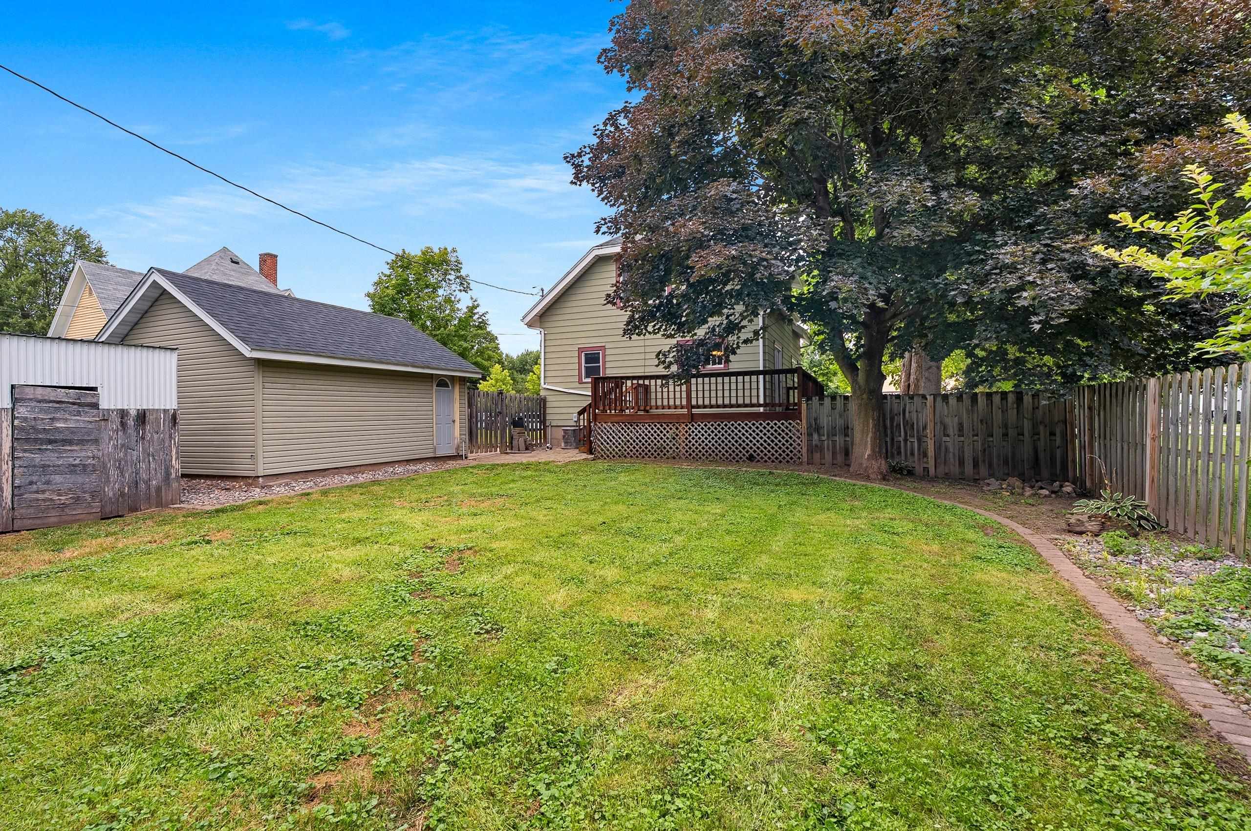 Shawano, Wisconsin 54166, United States, 3 Bedrooms Bedrooms, ,2 BathroomsBathrooms,Residential,Active,197304