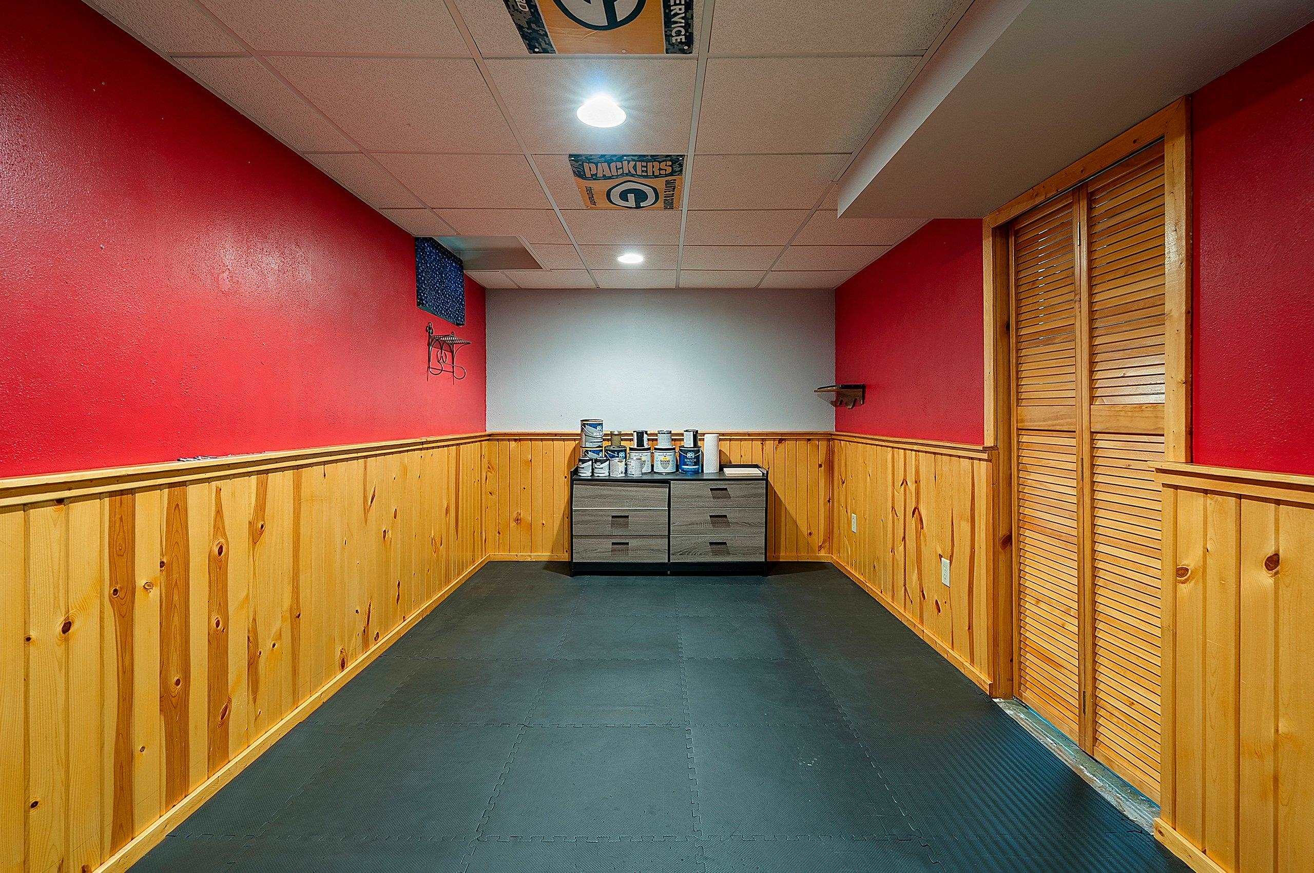 Shawano, Wisconsin 54166, United States, 3 Bedrooms Bedrooms, ,2 BathroomsBathrooms,Residential,Active,197304