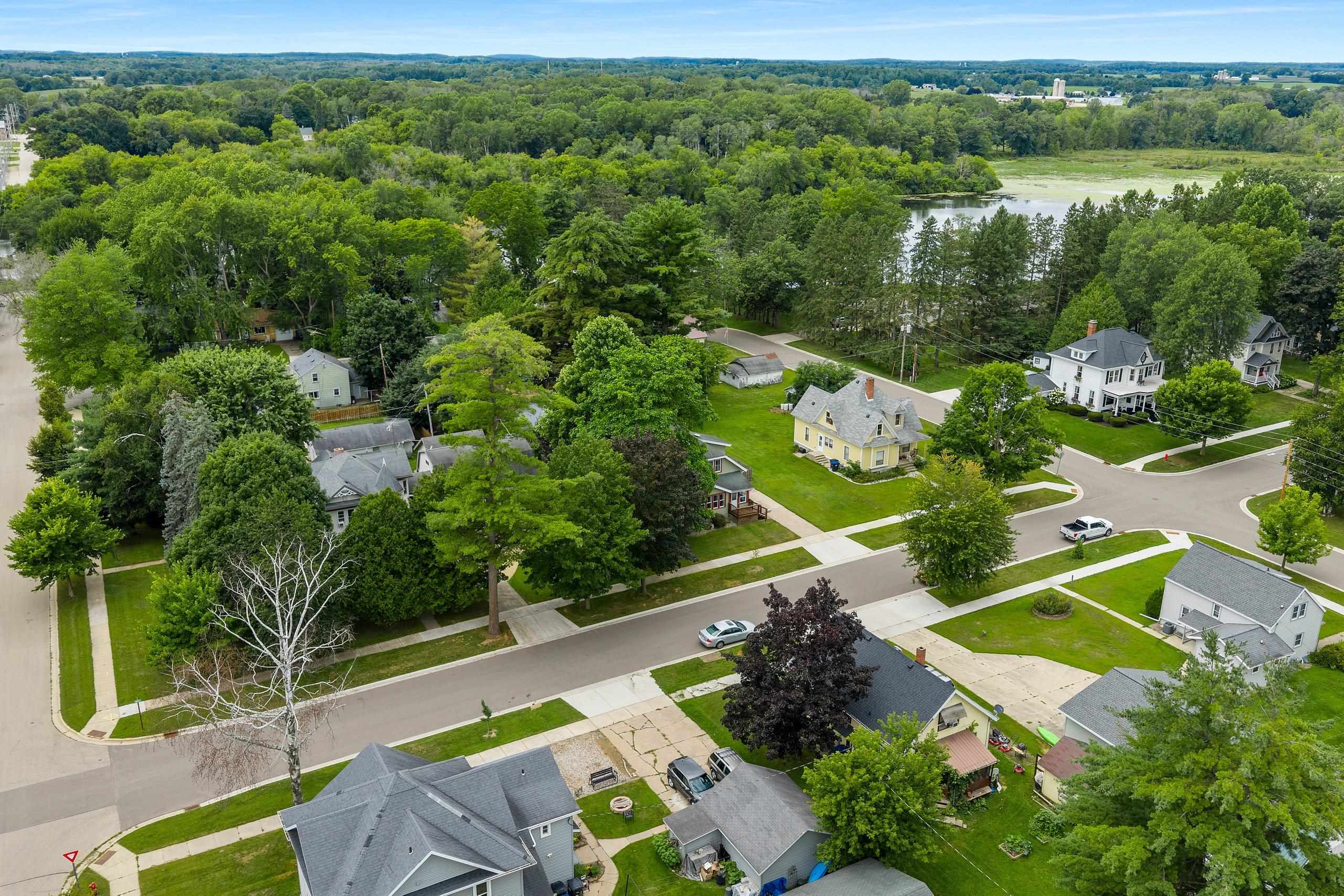 Shawano, Wisconsin 54166, United States, 3 Bedrooms Bedrooms, ,2 BathroomsBathrooms,Residential,Active,197304