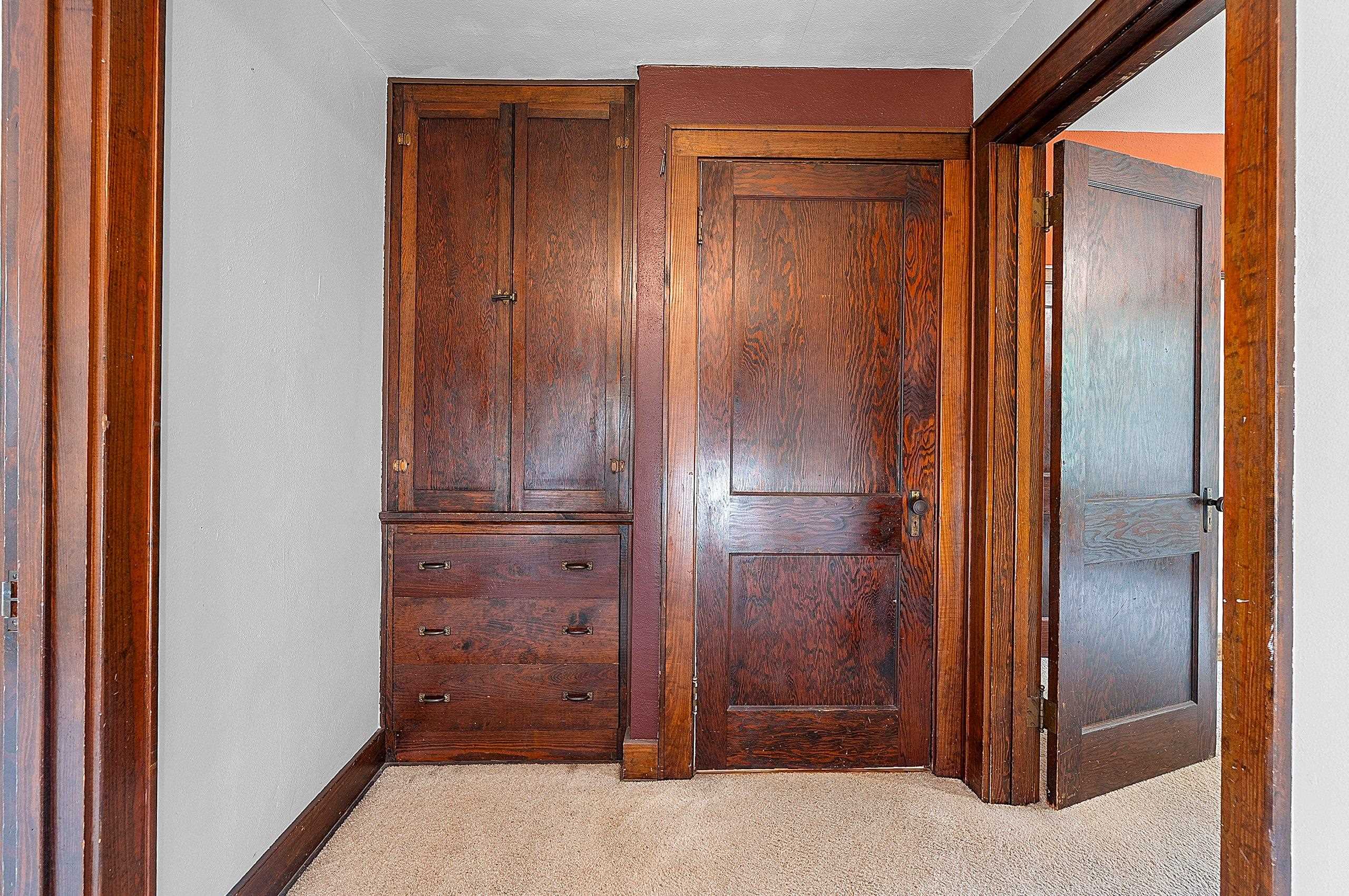 Shawano, Wisconsin 54166, United States, 3 Bedrooms Bedrooms, ,2 BathroomsBathrooms,Residential,Active,197304