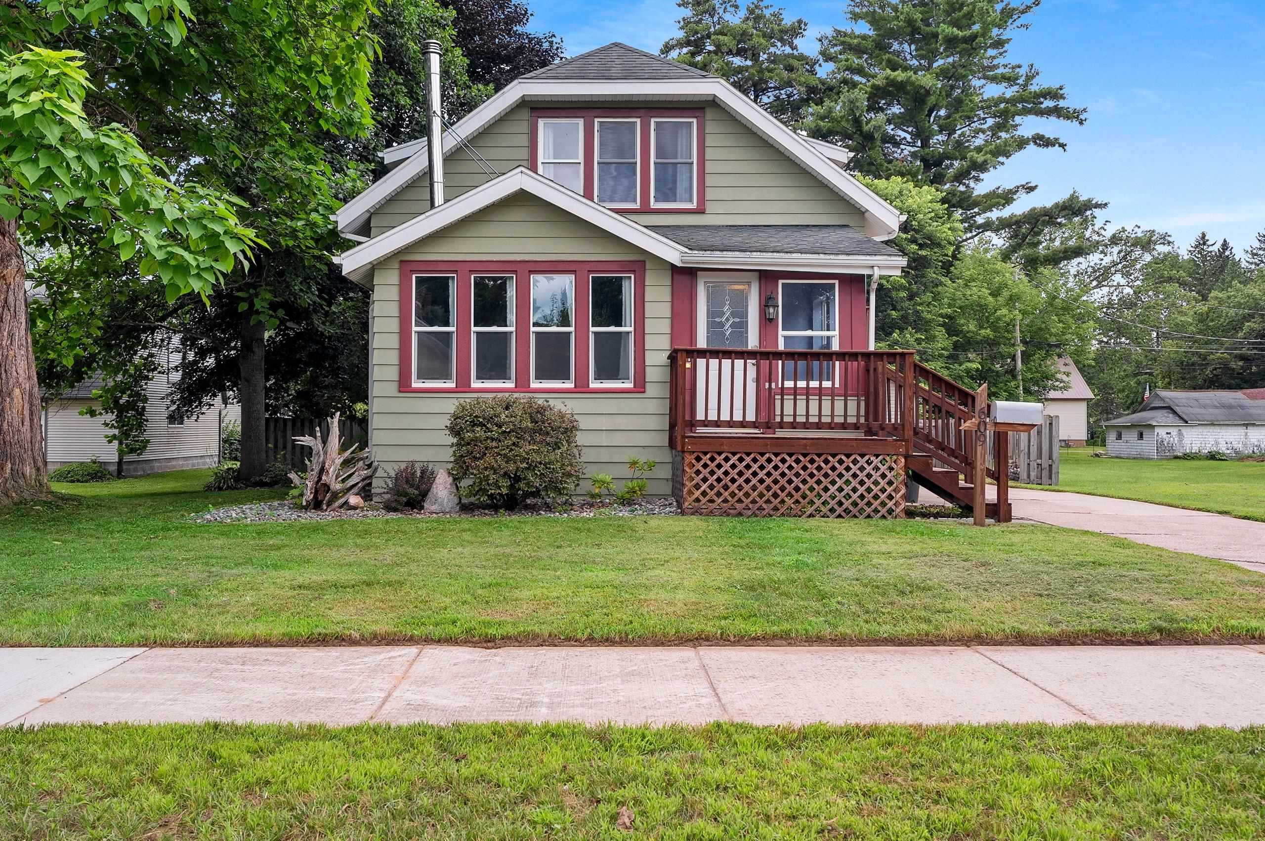 Shawano, Wisconsin 54166, United States, 3 Bedrooms Bedrooms, ,2 BathroomsBathrooms,Residential,Active,197304
