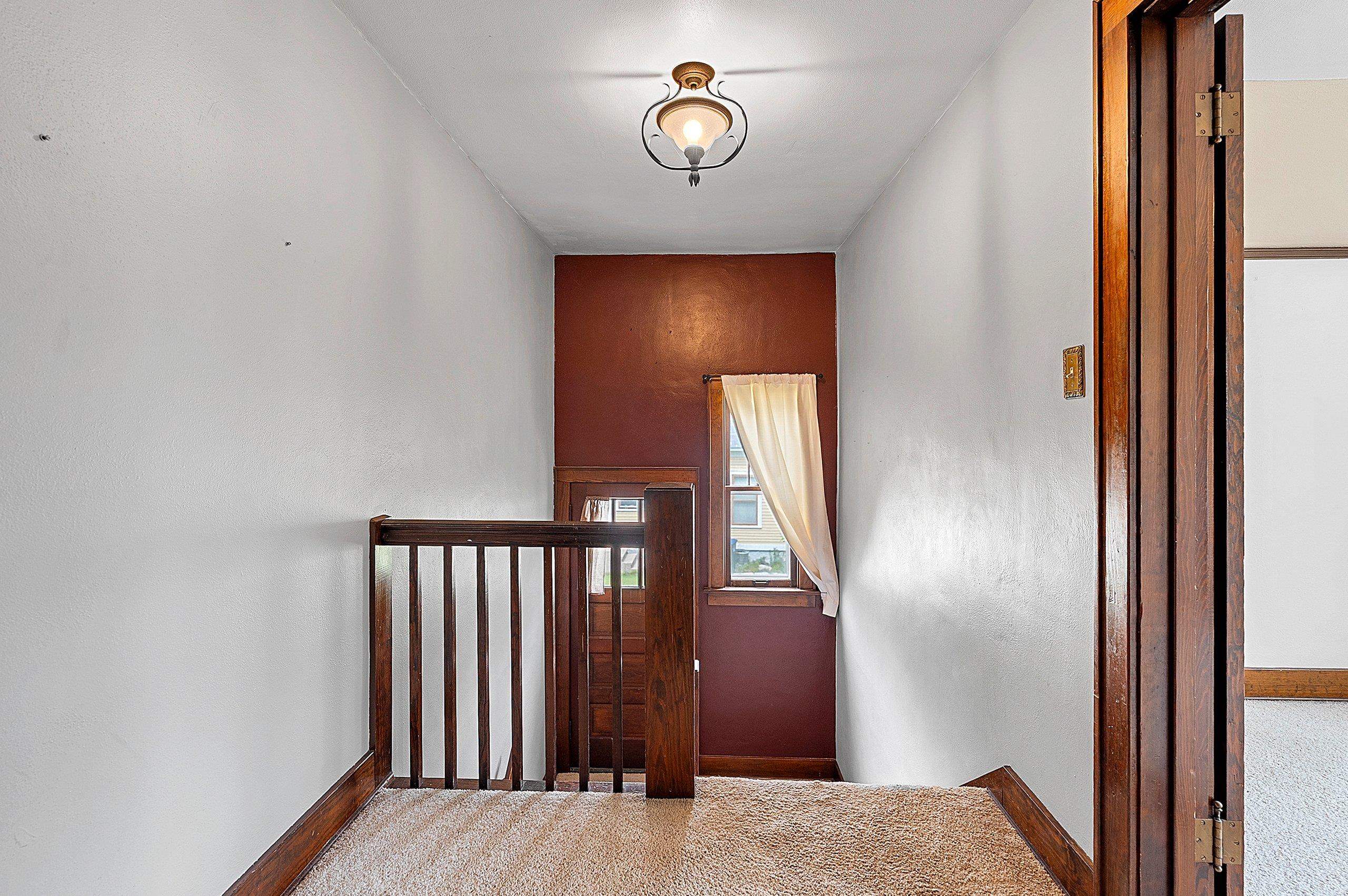 Shawano, Wisconsin 54166, United States, 3 Bedrooms Bedrooms, ,2 BathroomsBathrooms,Residential,Active,197304