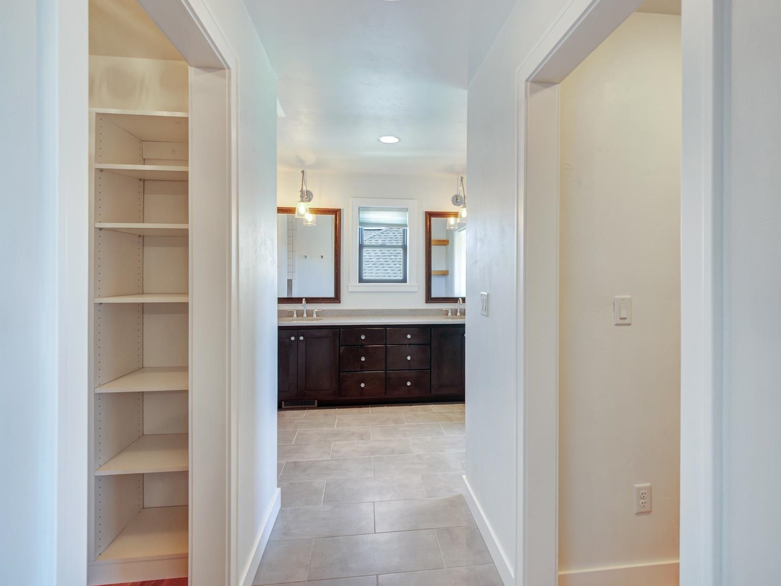 Green Bay, Wisconsin 54313, United States, 3 Bedrooms Bedrooms, ,3 BathroomsBathrooms,Residential,Active,134499