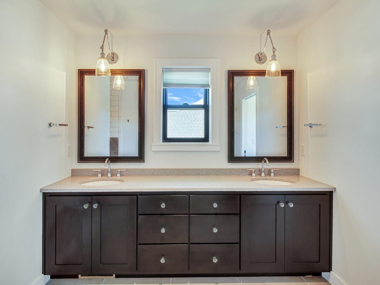 Green Bay, Wisconsin 54313, United States, 3 Bedrooms Bedrooms, ,3 BathroomsBathrooms,Residential,Active,134499