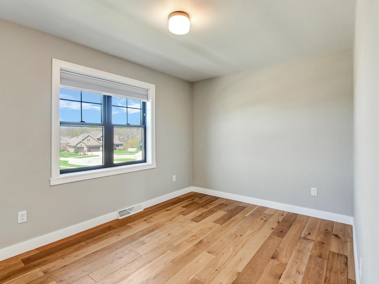 Green Bay, Wisconsin 54313, United States, 3 Bedrooms Bedrooms, ,3 BathroomsBathrooms,Residential,Active,134499