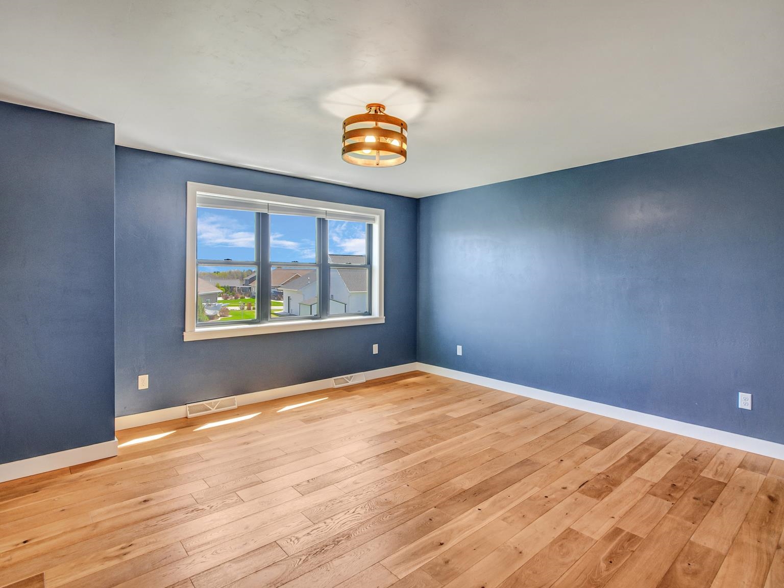 Green Bay, Wisconsin 54313, United States, 3 Bedrooms Bedrooms, ,3 BathroomsBathrooms,Residential,Active,134499