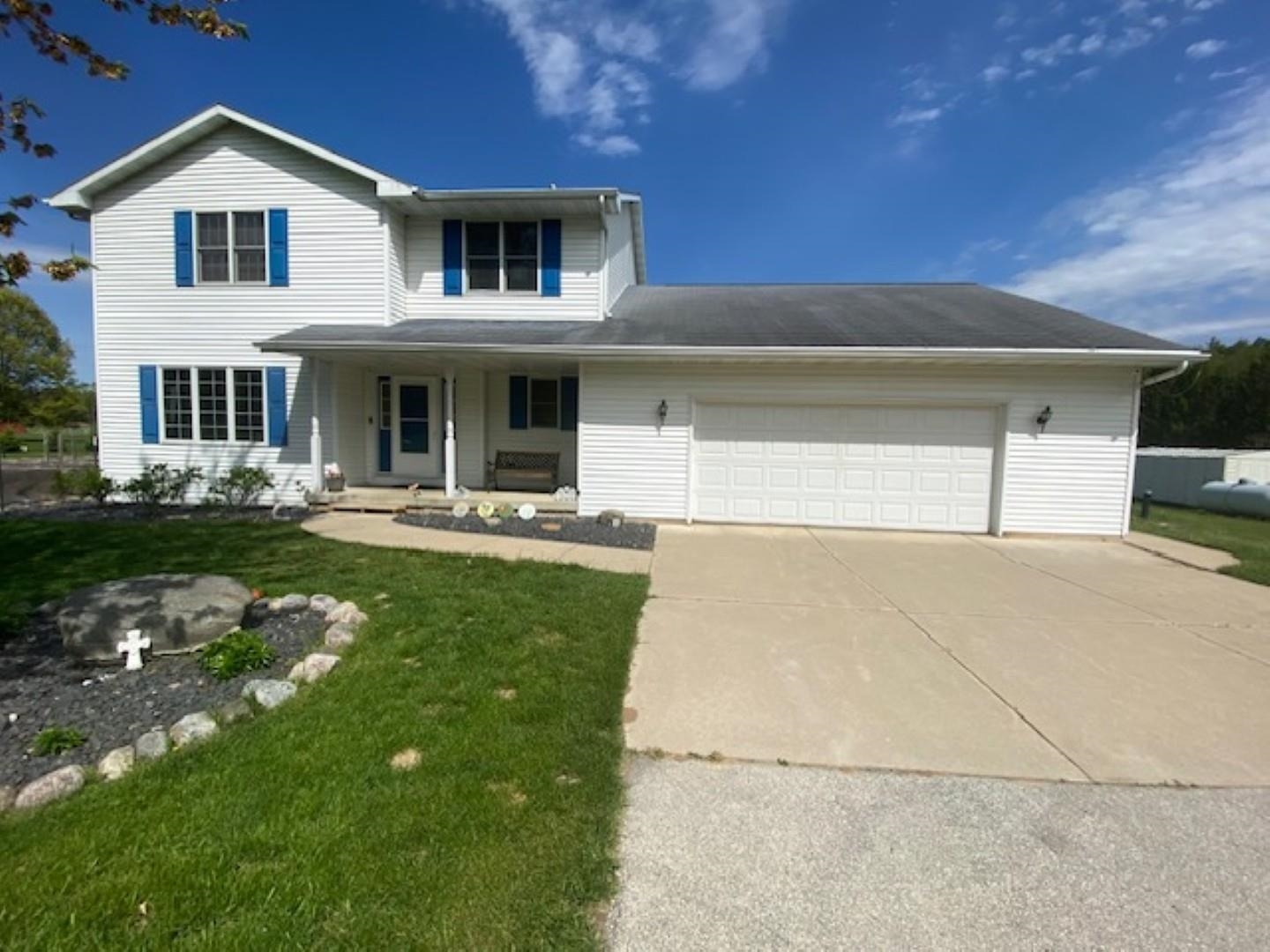 4894 SANDBURR Trail