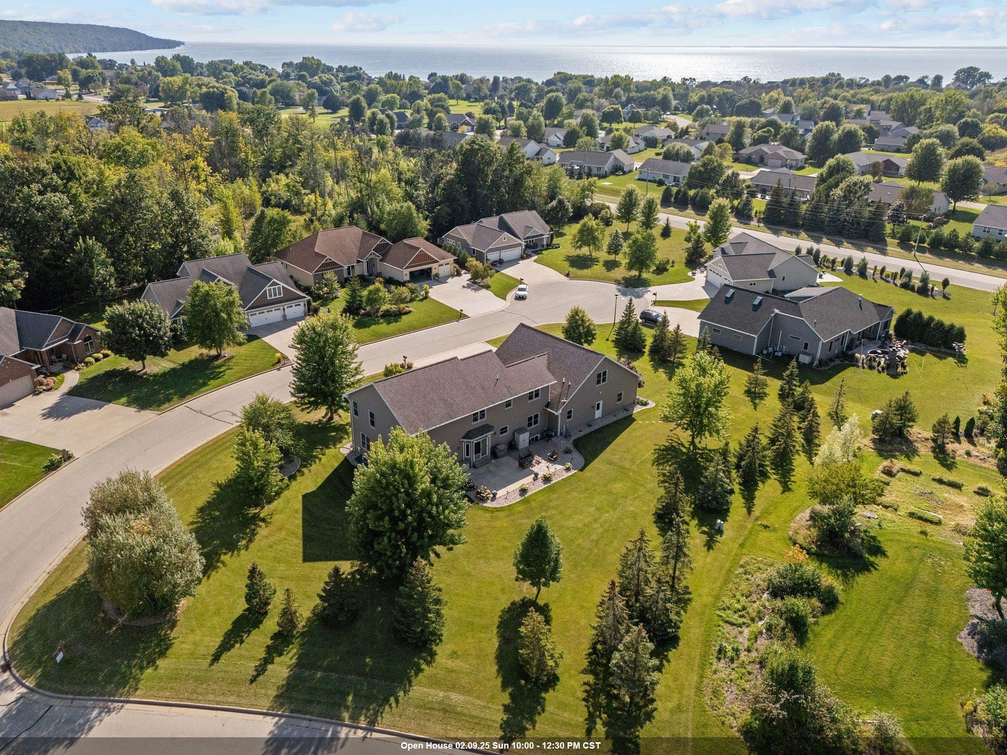 Sherwood, Wisconsin 54169, United States, 7 Bedrooms Bedrooms, ,5 BathroomsBathrooms,Residential,Active,58825