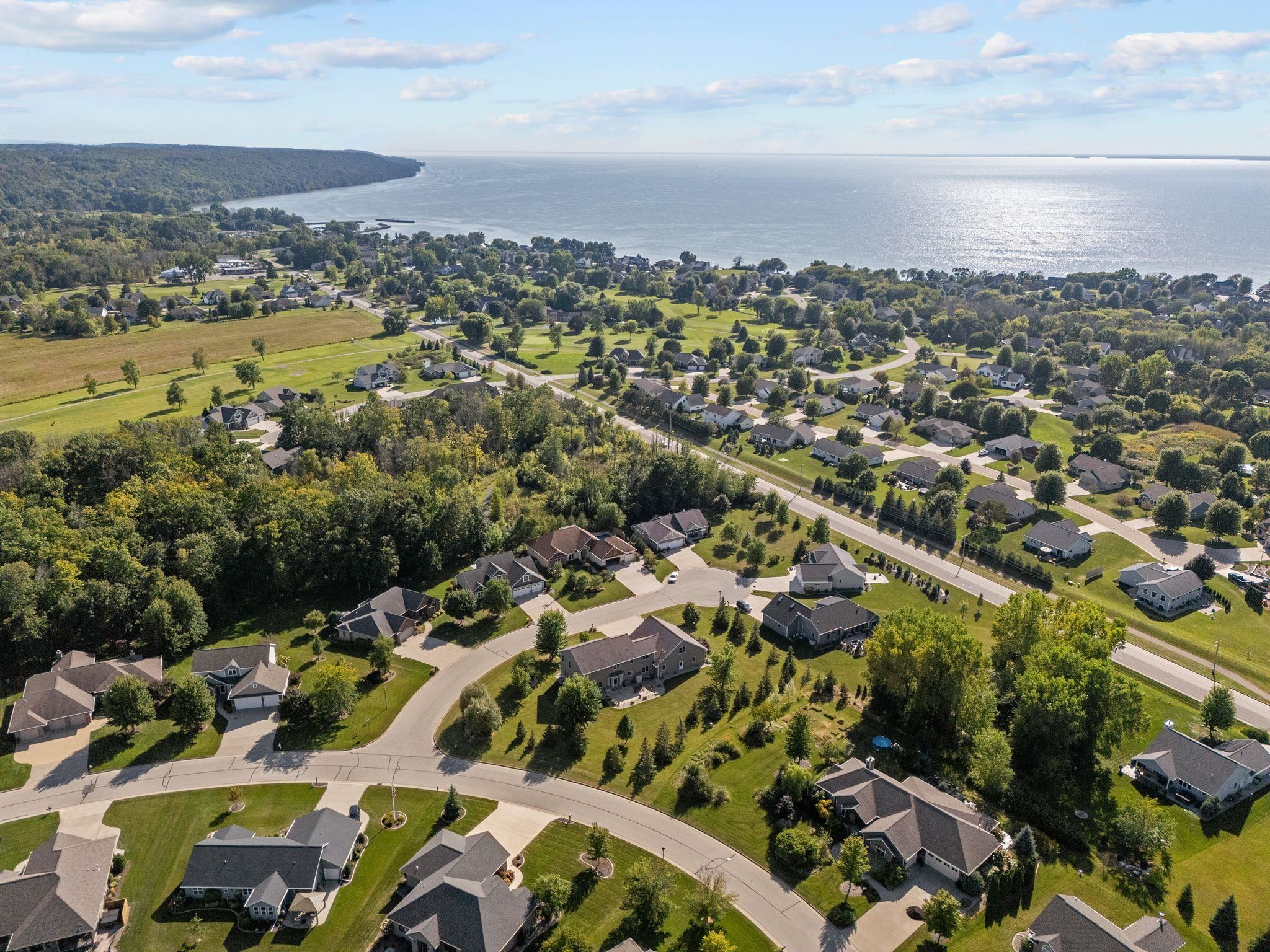 Sherwood, Wisconsin 54169, United States, 7 Bedrooms Bedrooms, ,5 BathroomsBathrooms,Residential,Active,58825