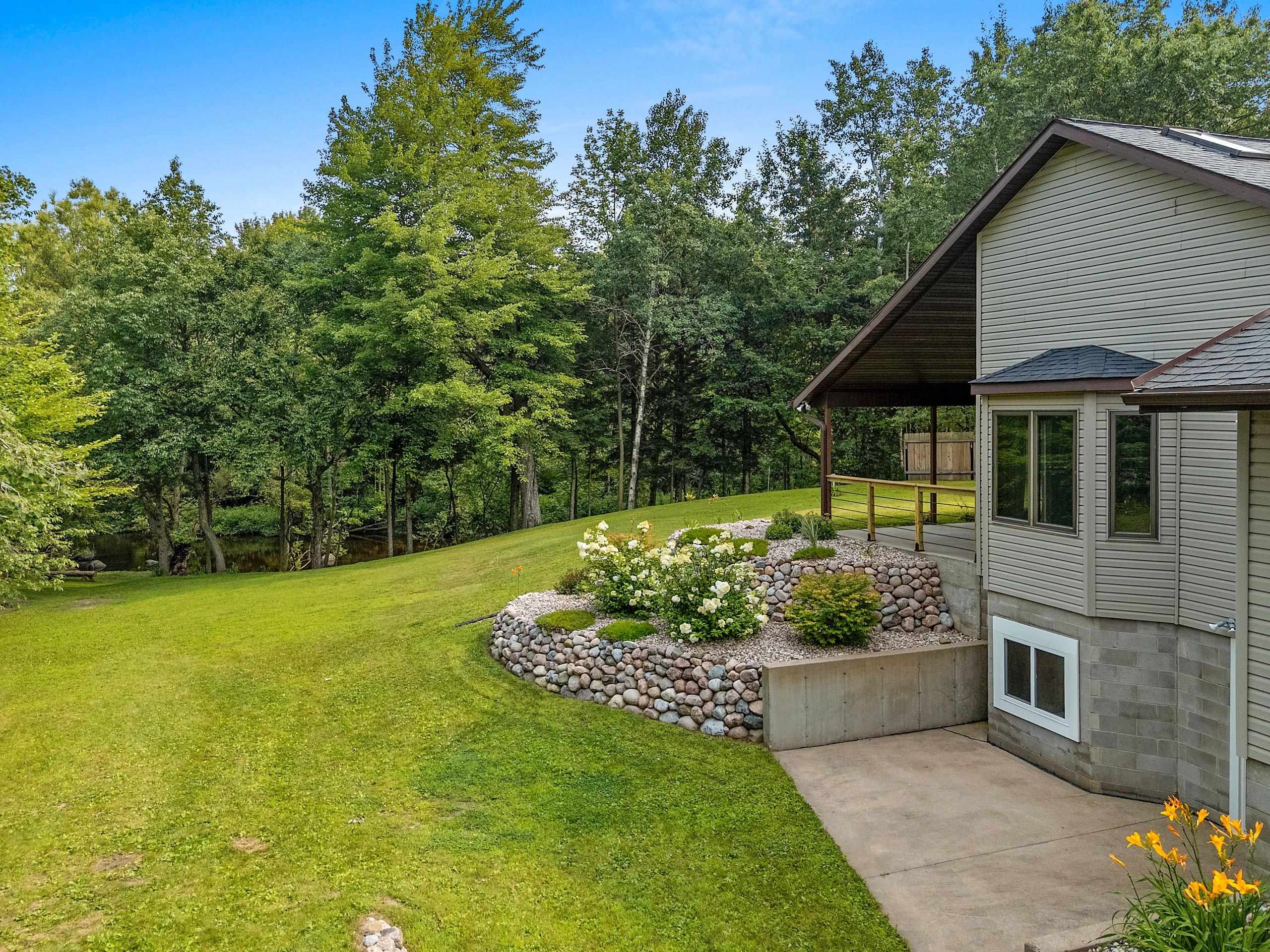 Wittenberg, Wisconsin 54499, United States, 3 Bedrooms Bedrooms, ,3 BathroomsBathrooms,Residential,Pending,185692