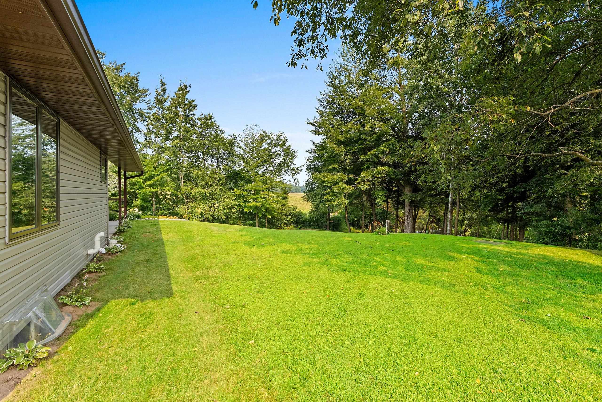 Wittenberg, Wisconsin 54499, United States, 3 Bedrooms Bedrooms, ,3 BathroomsBathrooms,Residential,Pending,185692