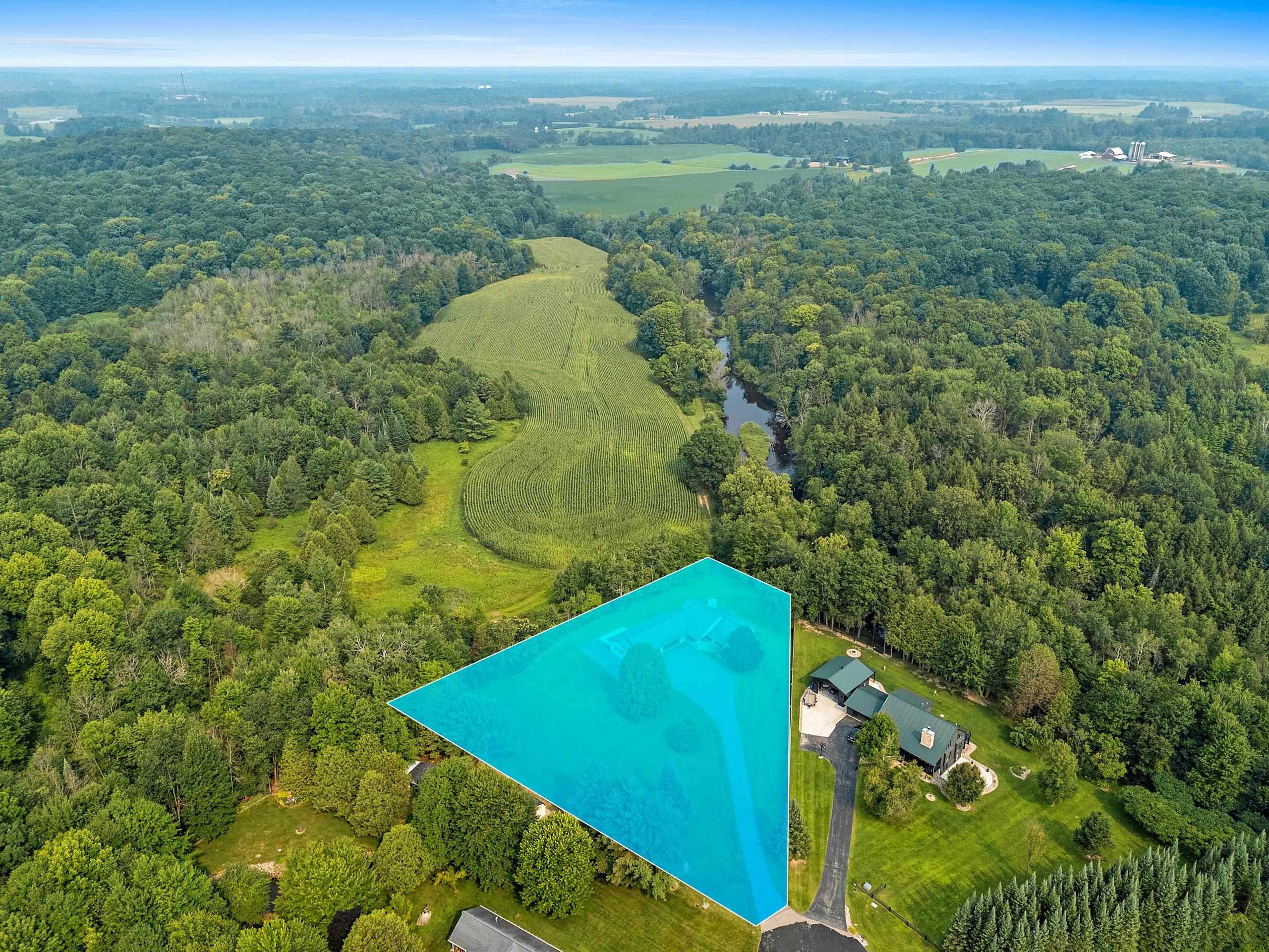 Wittenberg, Wisconsin 54499, United States, 3 Bedrooms Bedrooms, ,3 BathroomsBathrooms,Residential,Pending,185692