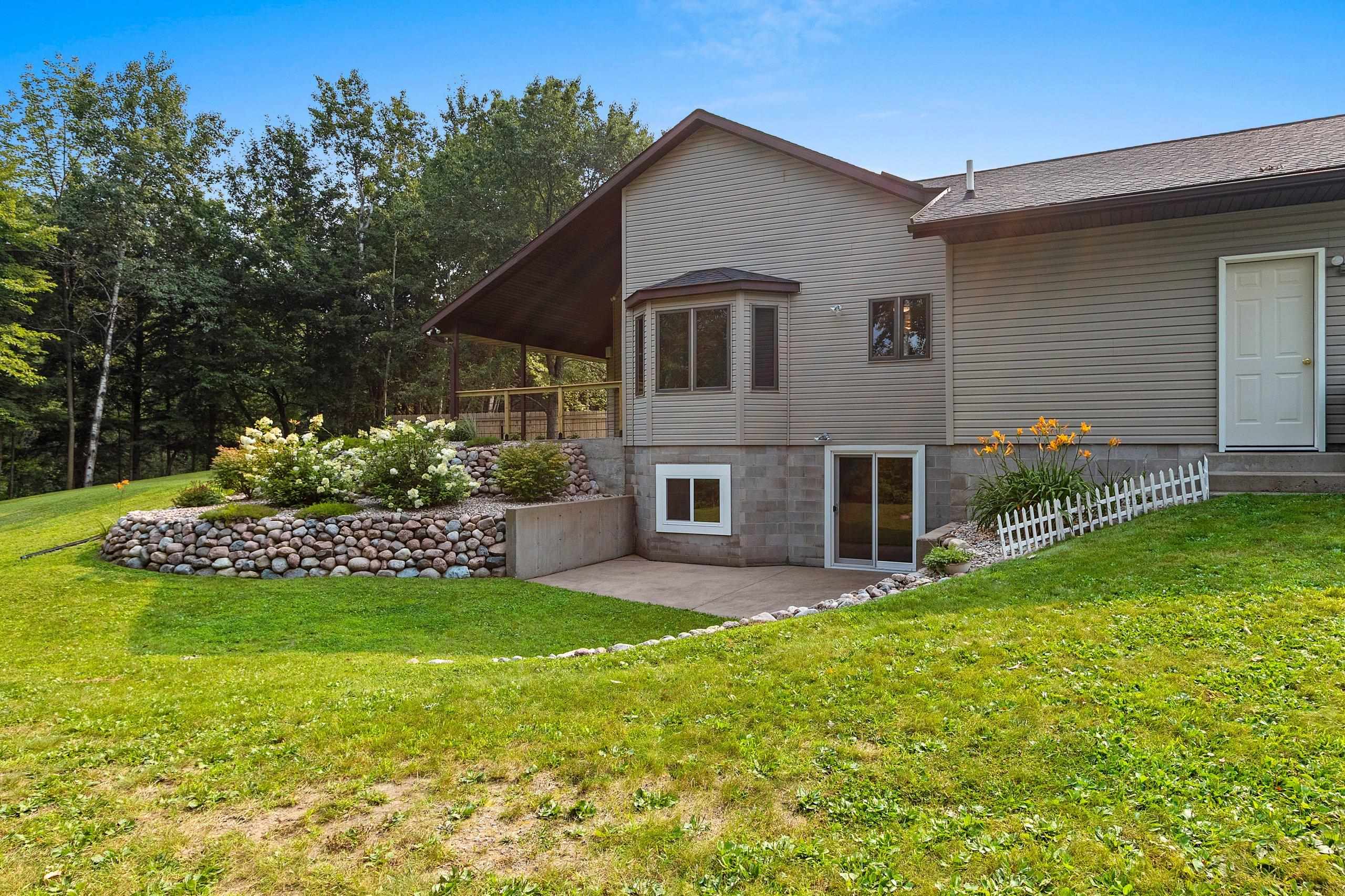 Wittenberg, Wisconsin 54499, United States, 3 Bedrooms Bedrooms, ,3 BathroomsBathrooms,Residential,Pending,185692