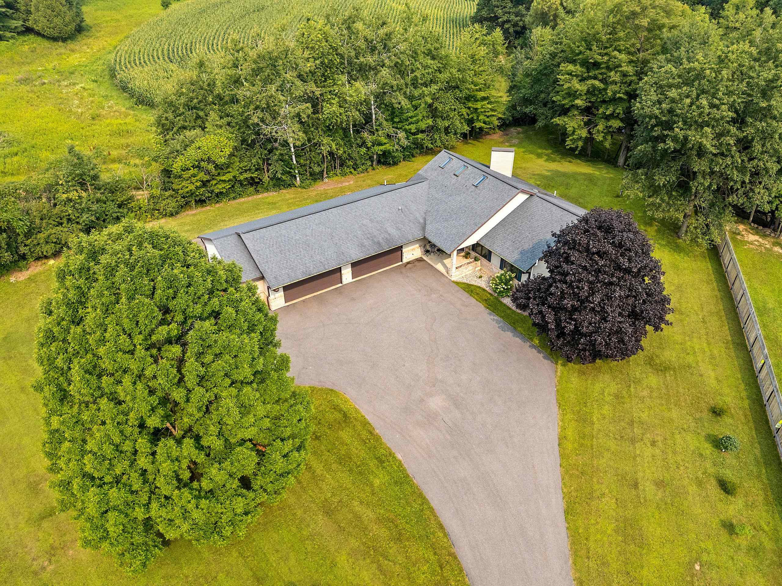 Wittenberg, Wisconsin 54499, United States, 3 Bedrooms Bedrooms, ,3 BathroomsBathrooms,Residential,Pending,185692