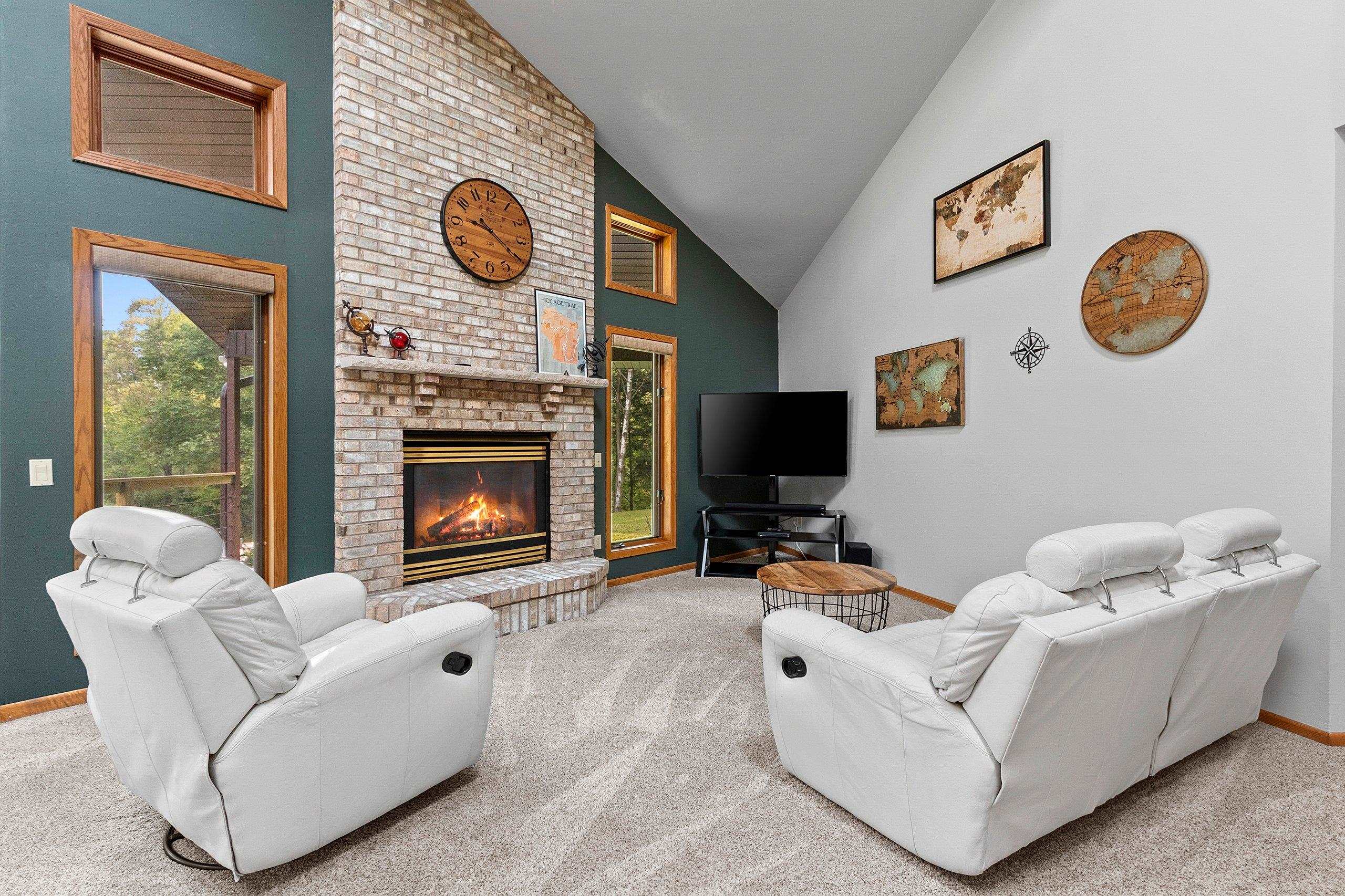 Wittenberg, Wisconsin 54499, United States, 3 Bedrooms Bedrooms, ,3 BathroomsBathrooms,Residential,Pending,185692