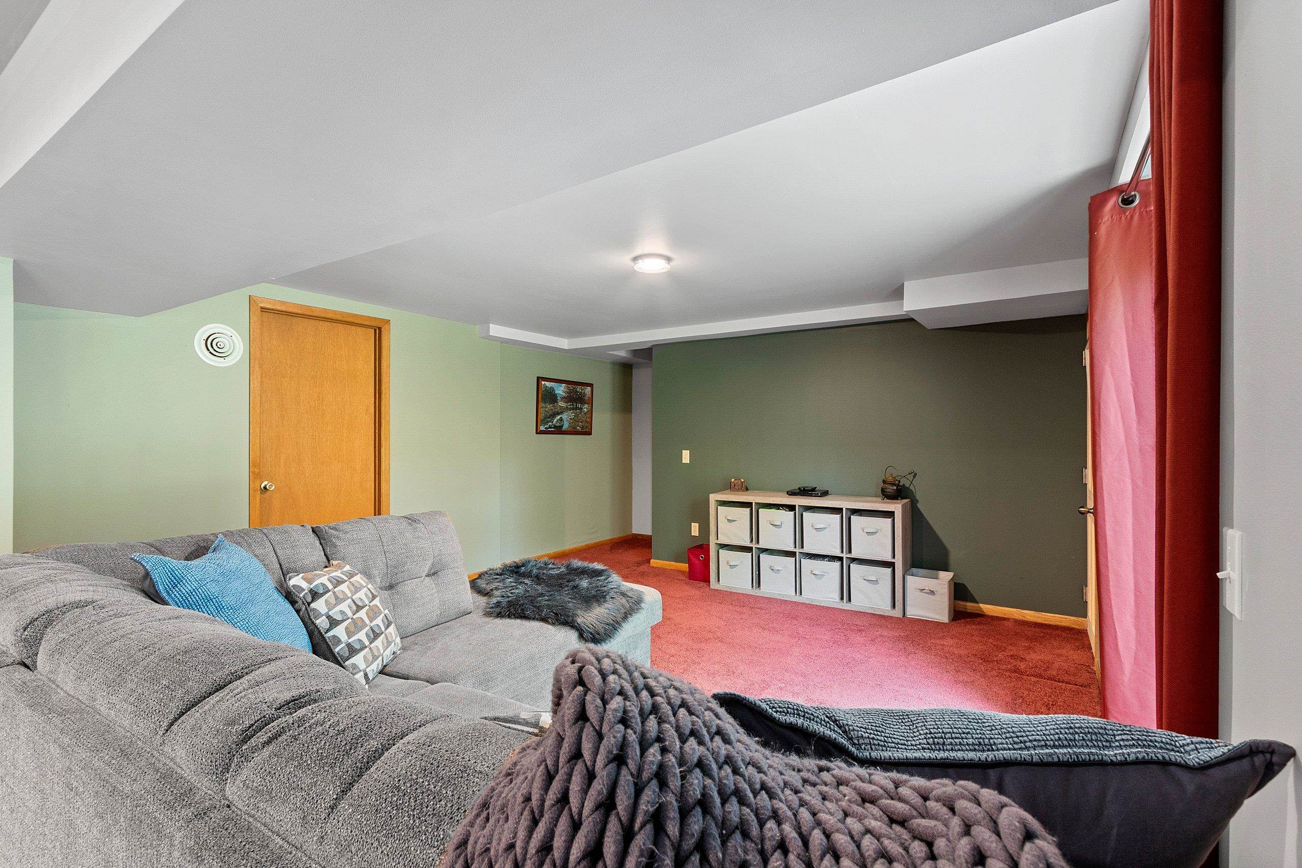 Wittenberg, Wisconsin 54499, United States, 3 Bedrooms Bedrooms, ,3 BathroomsBathrooms,Residential,Pending,185692