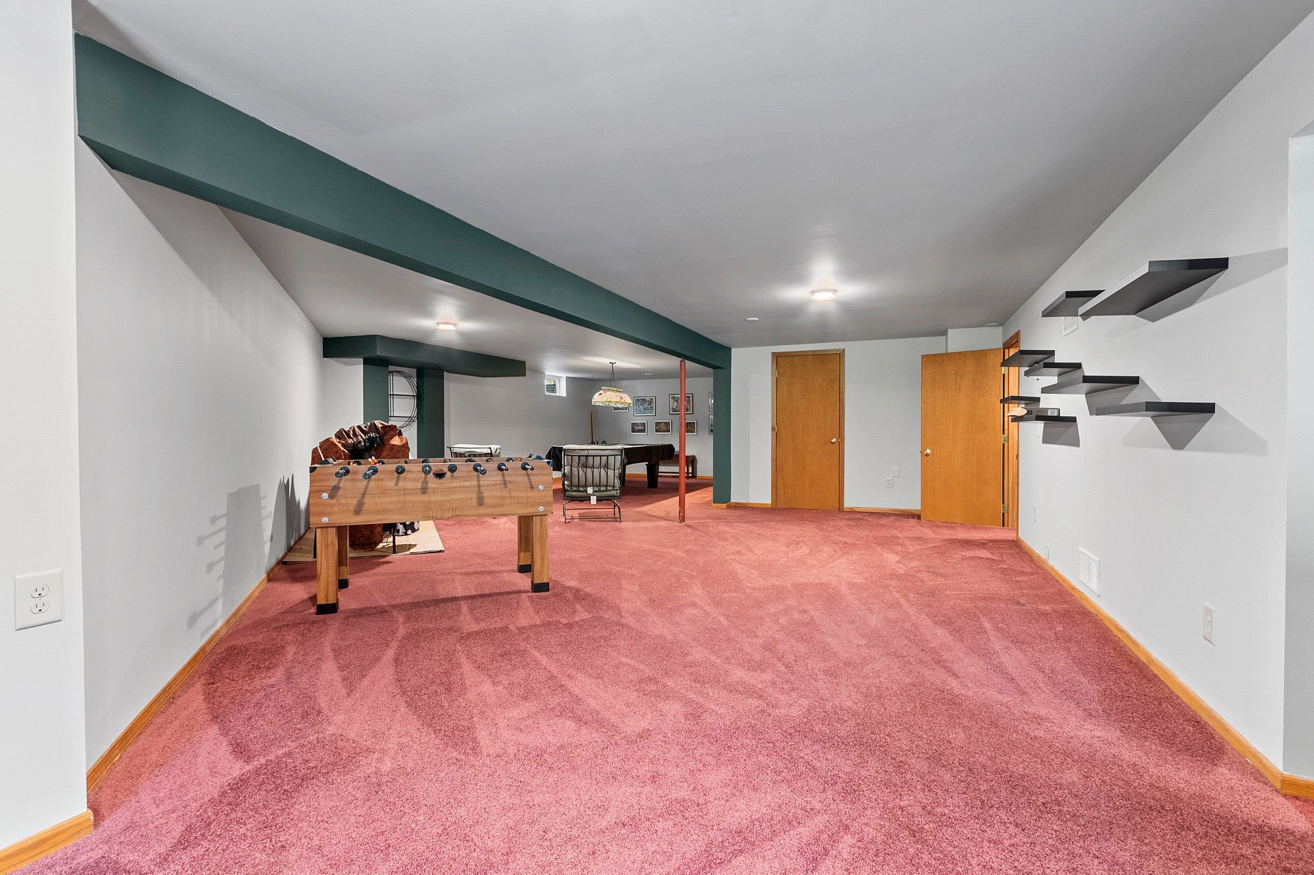 Wittenberg, Wisconsin 54499, United States, 3 Bedrooms Bedrooms, ,3 BathroomsBathrooms,Residential,Pending,185692