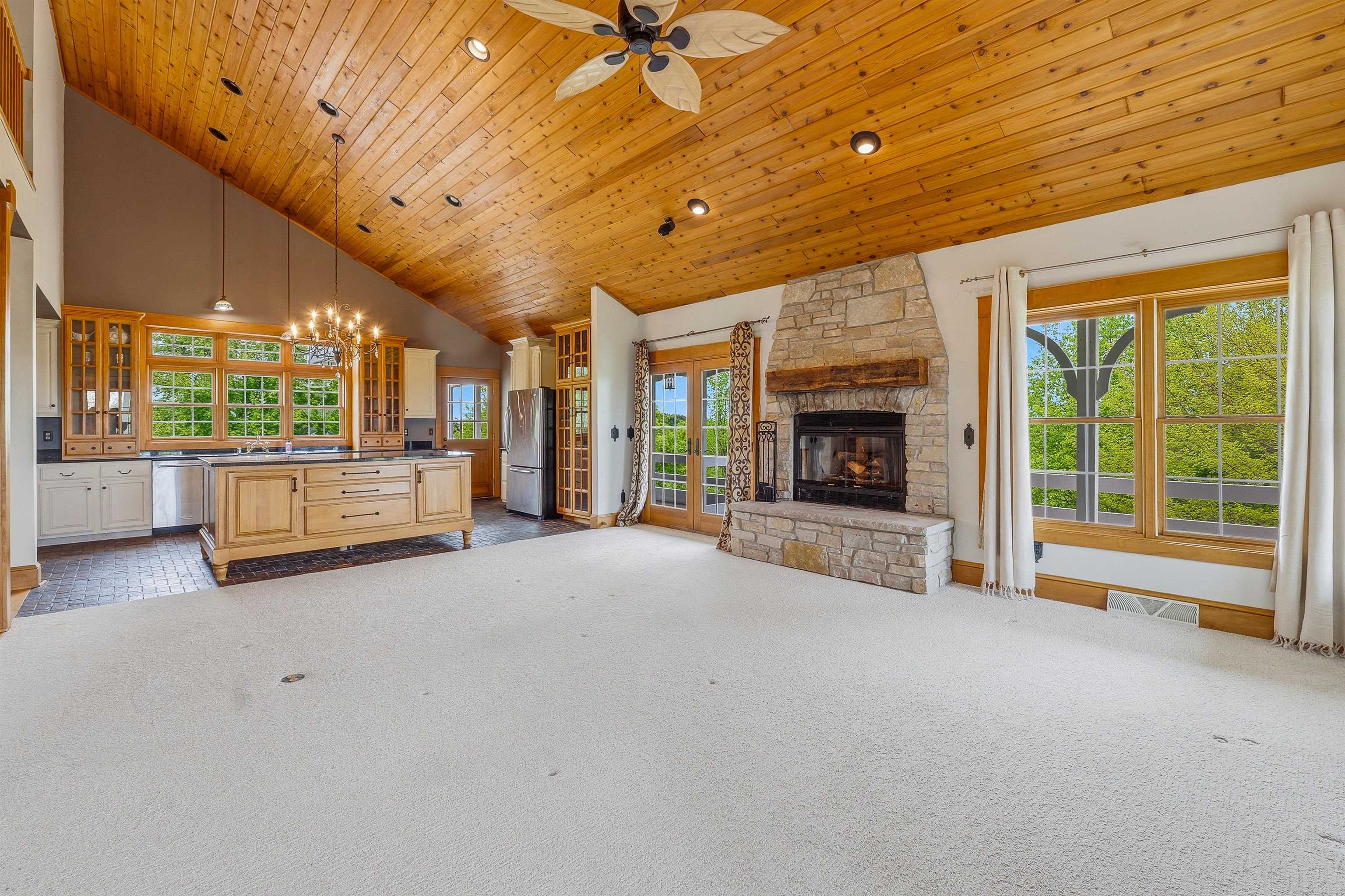 W2832 SUNSET Drive