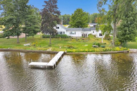 Photo of E5698 WAUKAUNAKA Street, WEYAUWEGA, WI 54983 (MLS # 50315798)