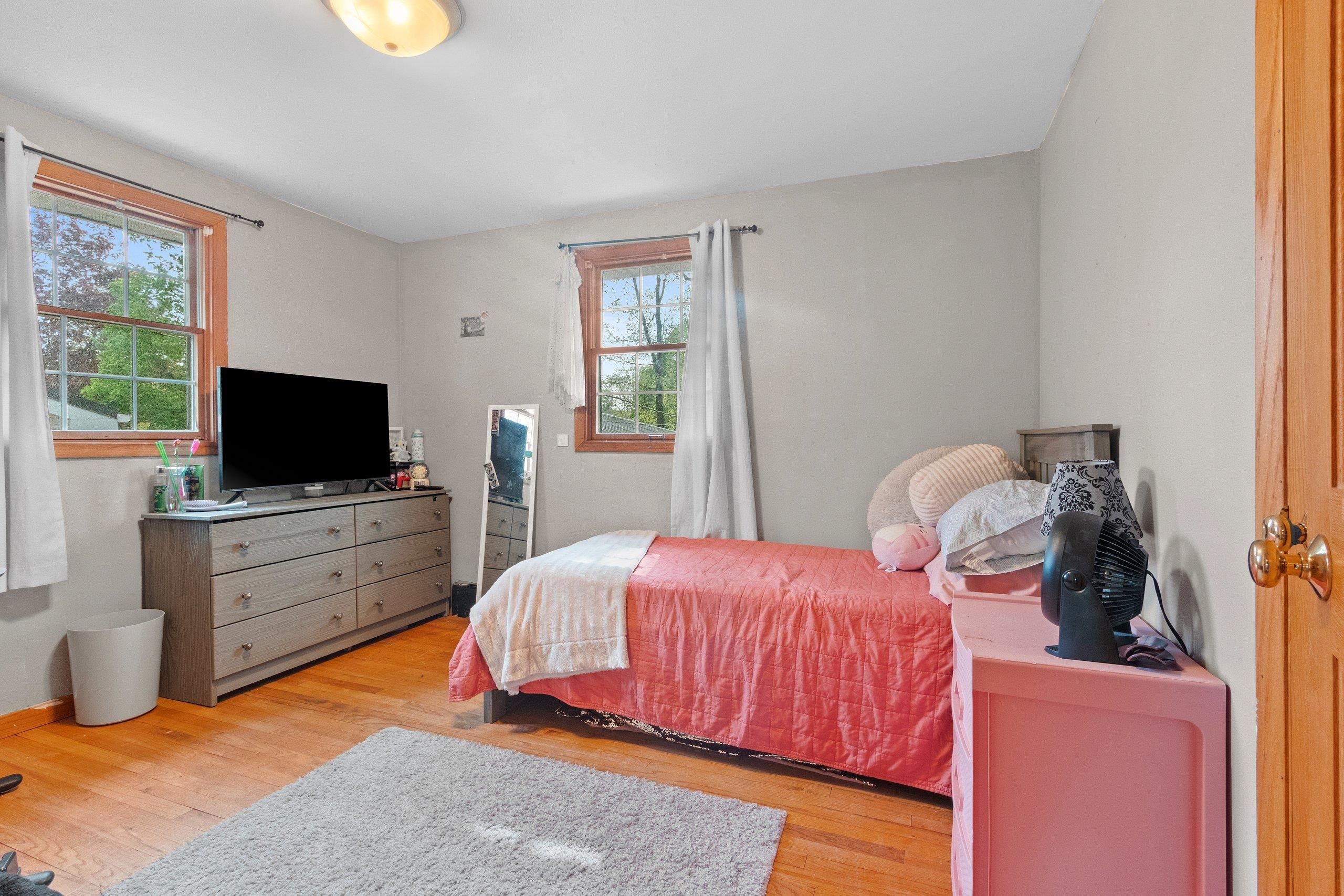 Shawano, Wisconsin 54166, United States, 4 Bedrooms Bedrooms, ,1 BathroomBathrooms,Residential,Active,131966