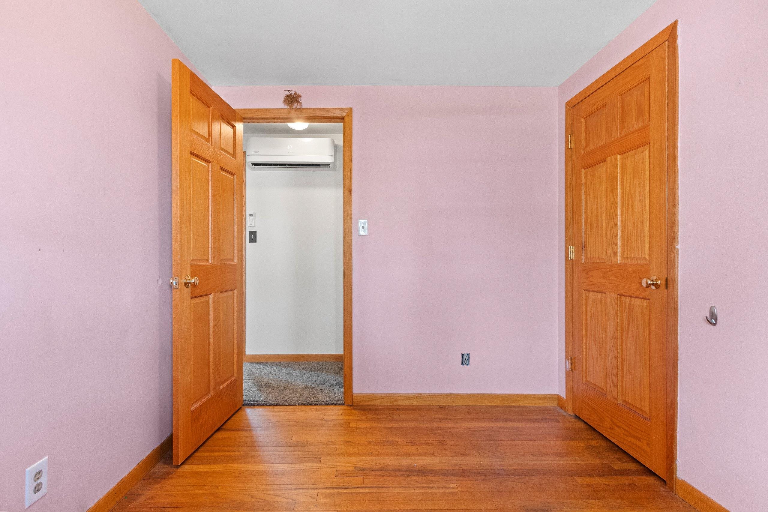 Shawano, Wisconsin 54166, United States, 4 Bedrooms Bedrooms, ,1 BathroomBathrooms,Residential,Active,131966