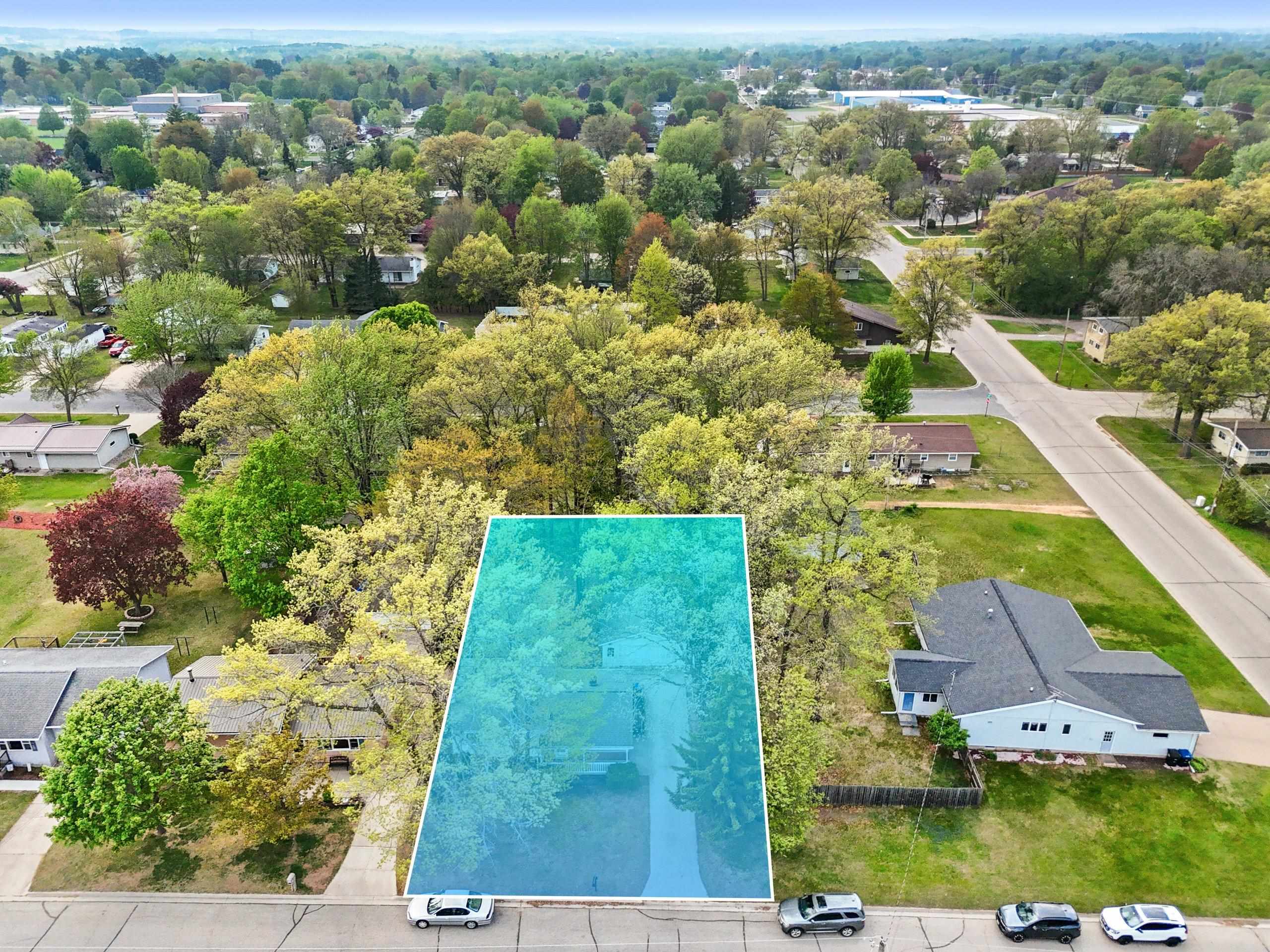 Shawano, Wisconsin 54166, United States, 4 Bedrooms Bedrooms, ,1 BathroomBathrooms,Residential,Active,131966