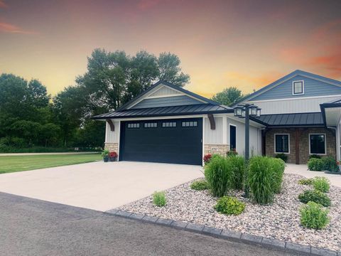 Photo of 2757 COUNTY ROAD EE, ABRAMS, WI 54101 (MLS # 50314448)