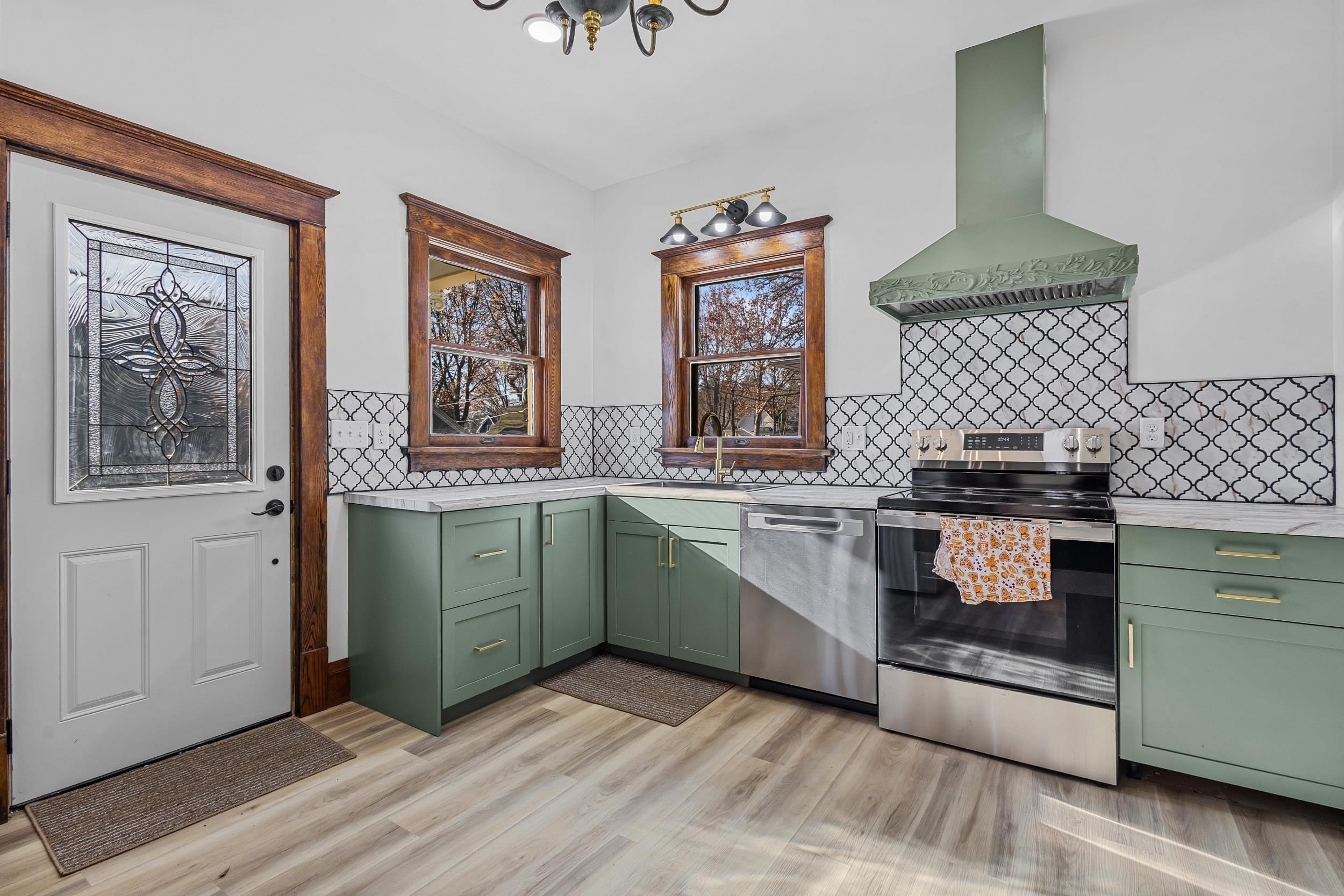 Shawano, Wisconsin 54166, United States, 4 Bedrooms Bedrooms, ,2 BathroomsBathrooms,Residential,Active,248104