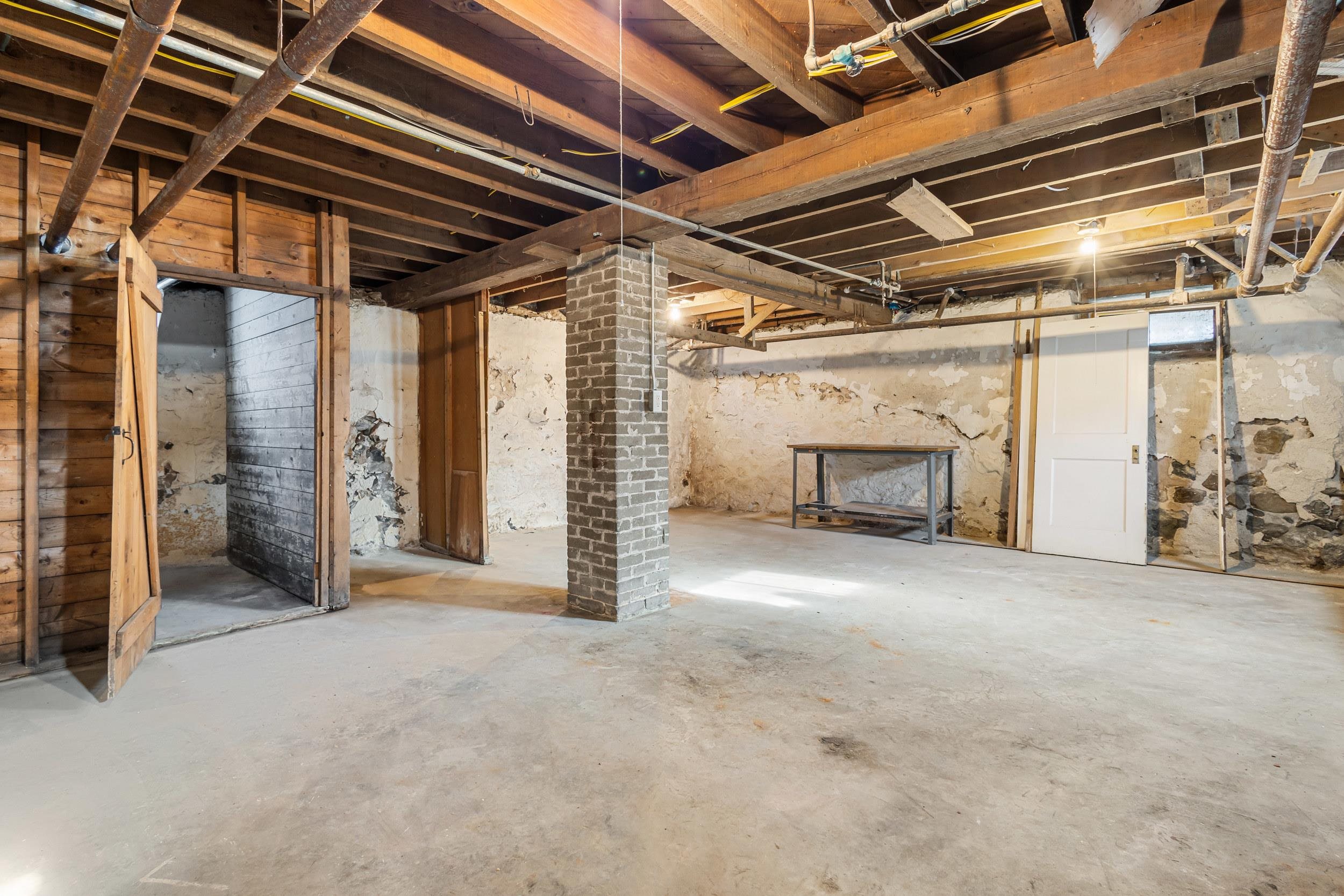 Shawano, Wisconsin 54166, United States, 4 Bedrooms Bedrooms, ,2 BathroomsBathrooms,Residential,Active,248104