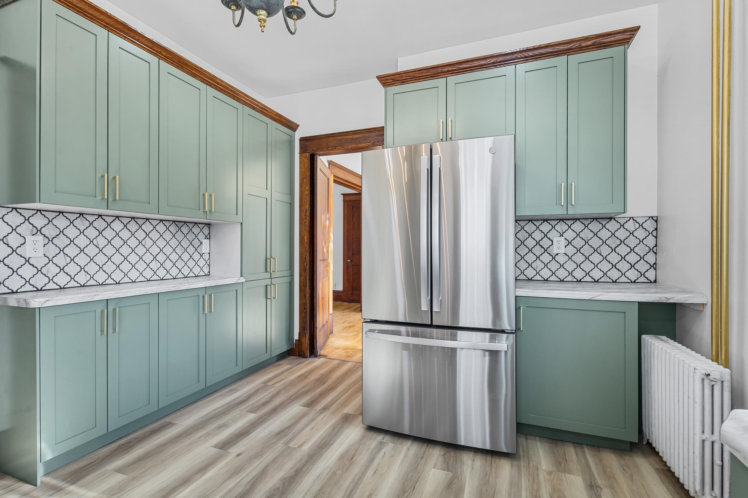 Shawano, Wisconsin 54166, United States, 4 Bedrooms Bedrooms, ,2 BathroomsBathrooms,Residential,Active,248104