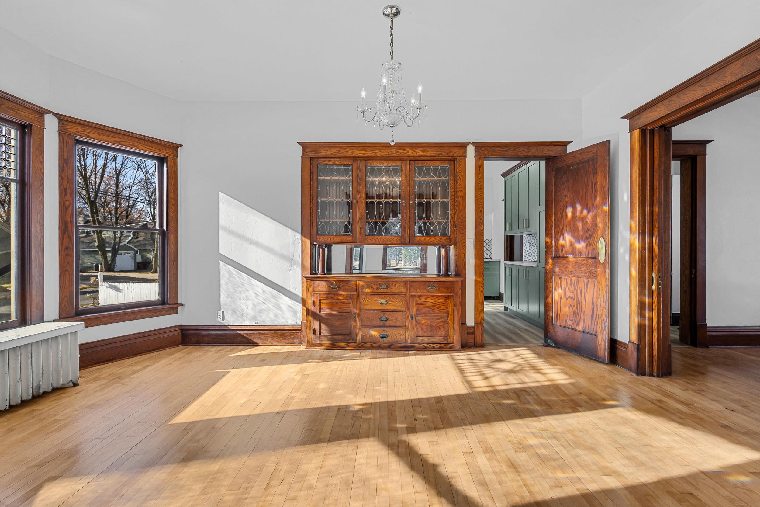 Shawano, Wisconsin 54166, United States, 4 Bedrooms Bedrooms, ,2 BathroomsBathrooms,Residential,Active,248104