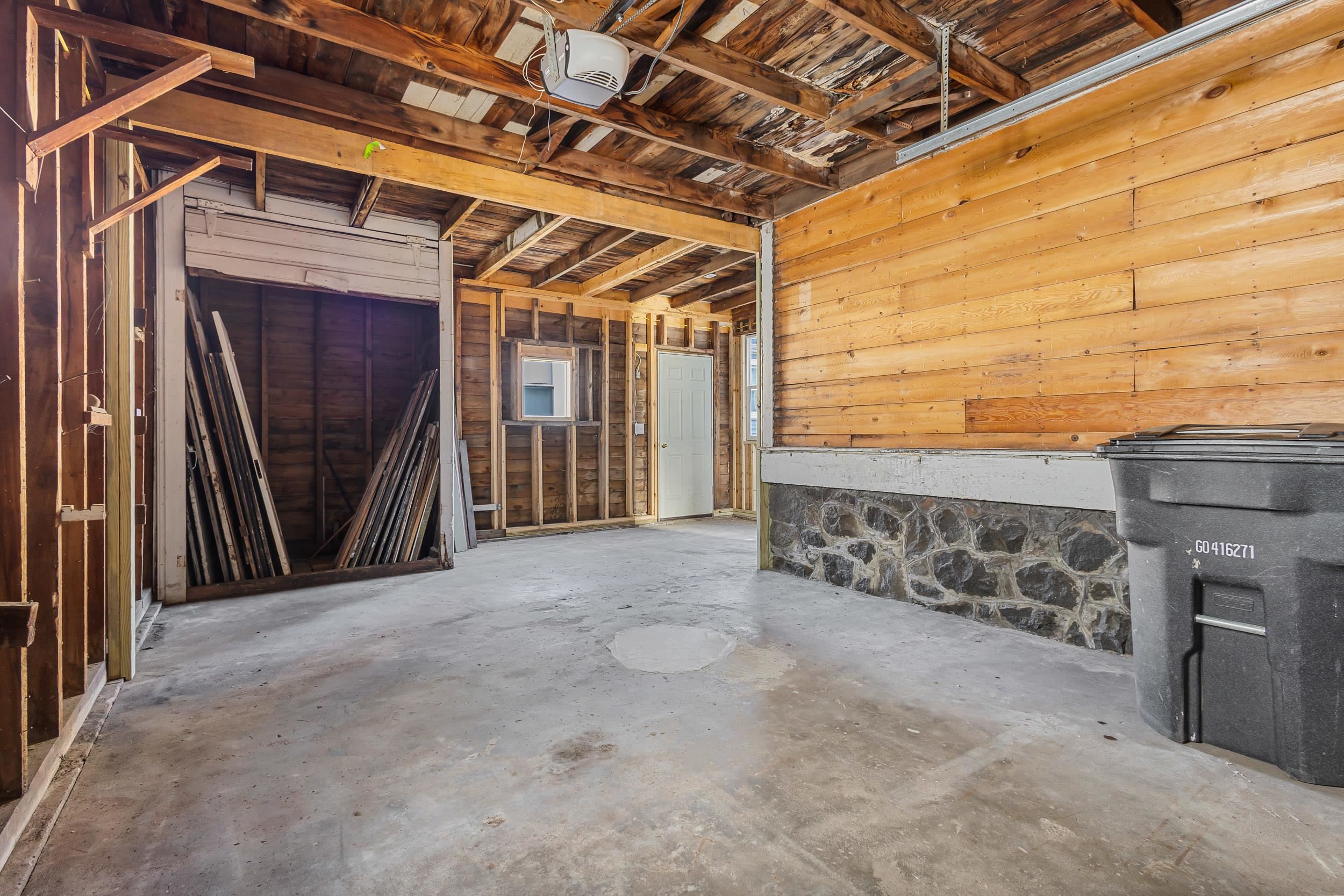 Shawano, Wisconsin 54166, United States, 4 Bedrooms Bedrooms, ,2 BathroomsBathrooms,Residential,Active,248104