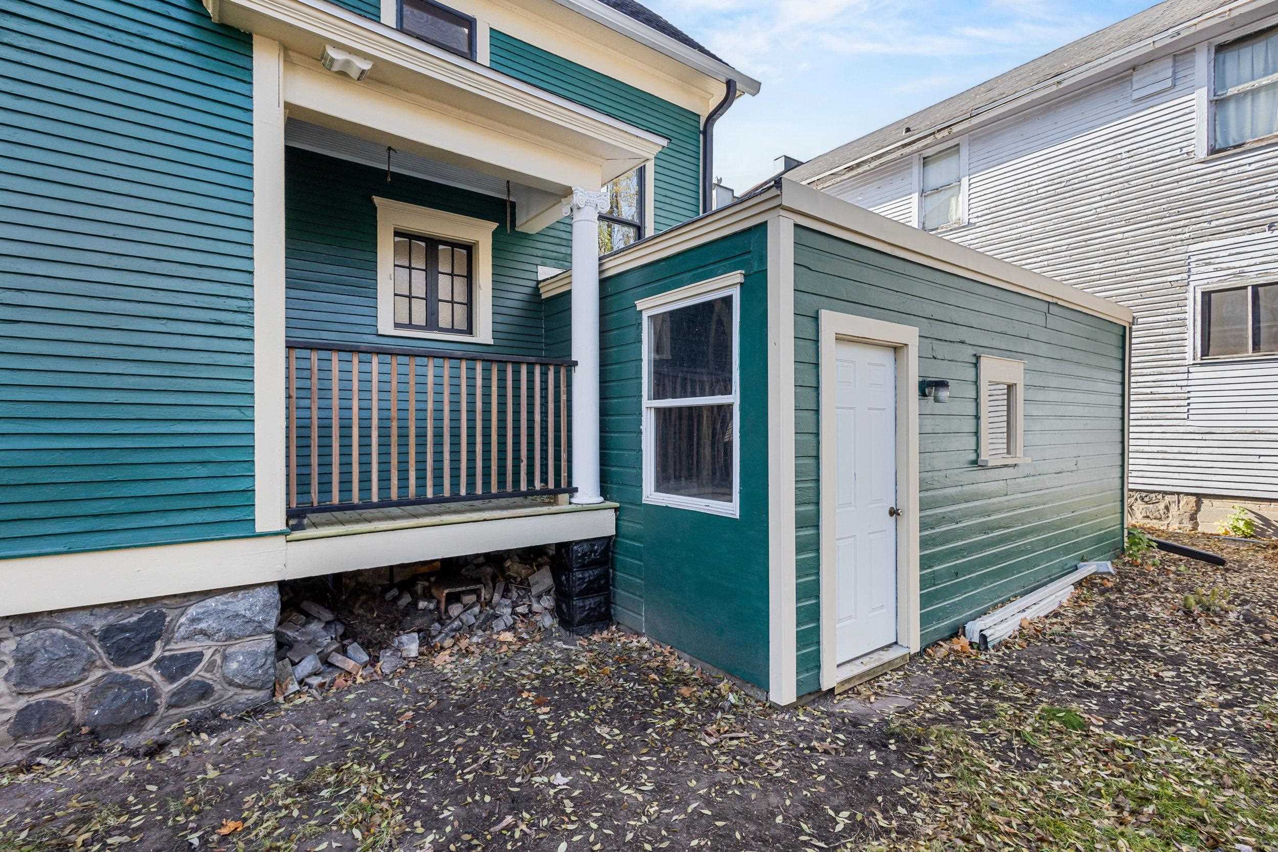 Shawano, Wisconsin 54166, United States, 4 Bedrooms Bedrooms, ,2 BathroomsBathrooms,Residential,Active,248104