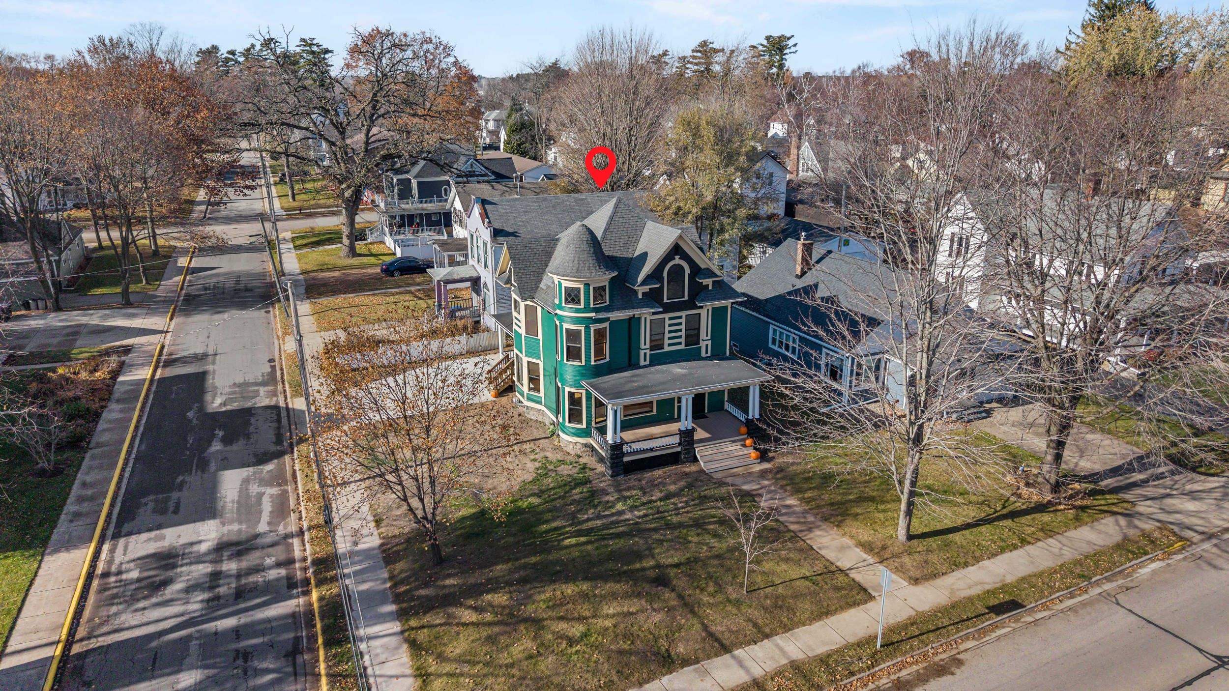 Shawano, Wisconsin 54166, United States, 4 Bedrooms Bedrooms, ,2 BathroomsBathrooms,Residential,Active,248104