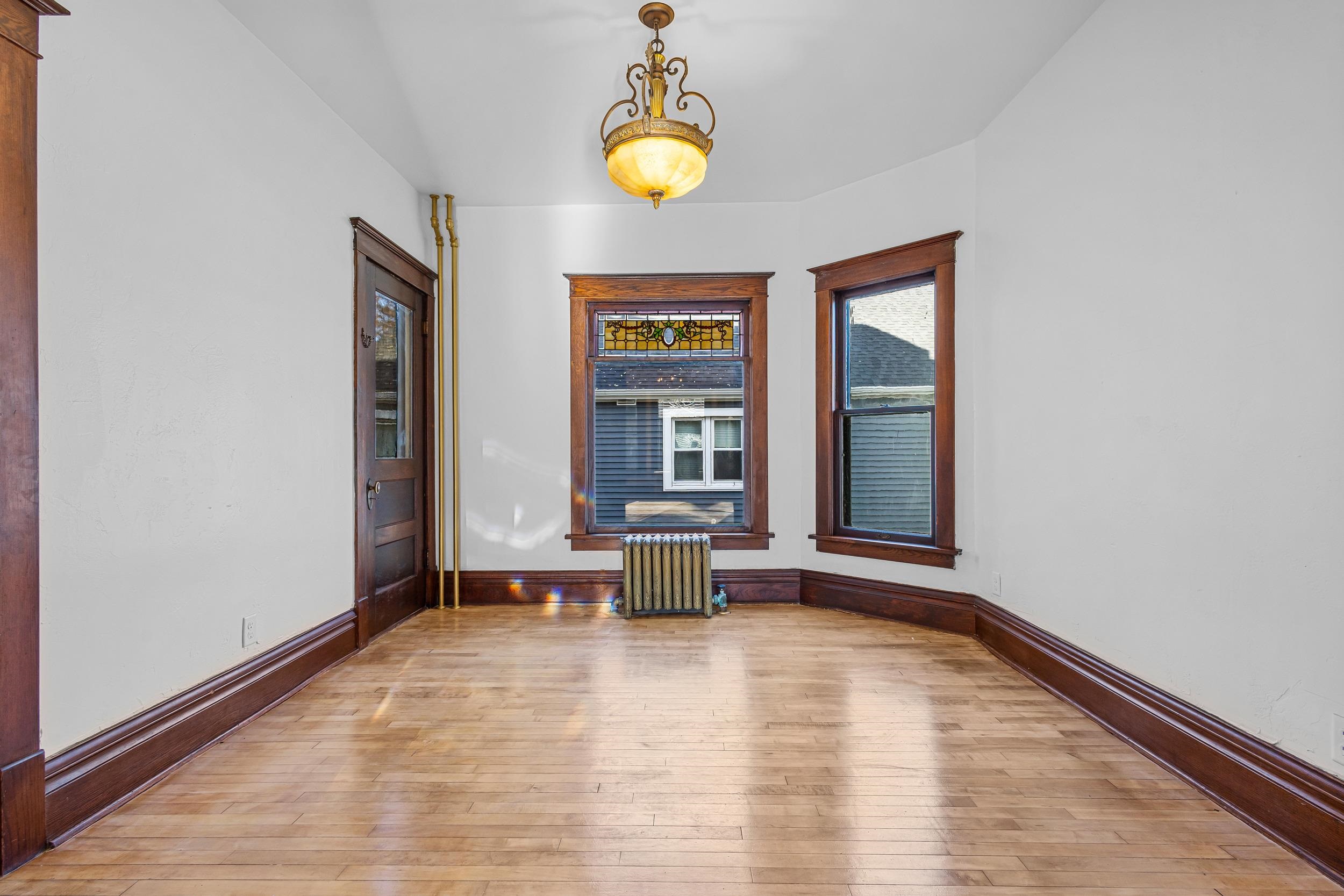 Shawano, Wisconsin 54166, United States, 4 Bedrooms Bedrooms, ,2 BathroomsBathrooms,Residential,Active,248104