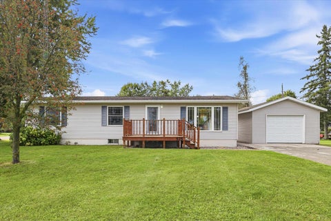 Photo of 525 CHURCH Street, TIGERTON, WI 54486 (MLS # 50332988)