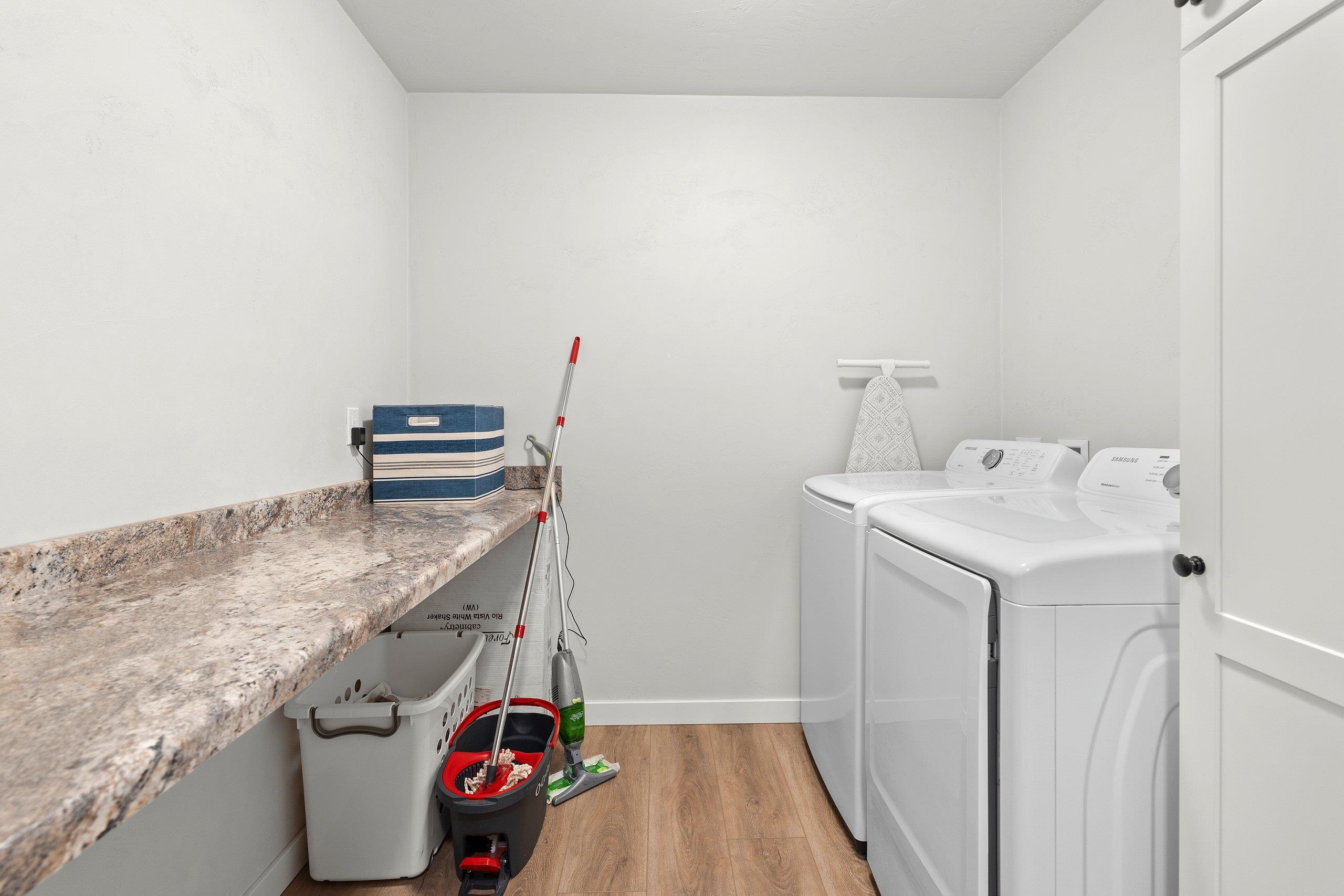 Hortonville, Wisconsin 54944, United States, 3 Bedrooms Bedrooms, ,2 BathroomsBathrooms,Residential,Active,98853