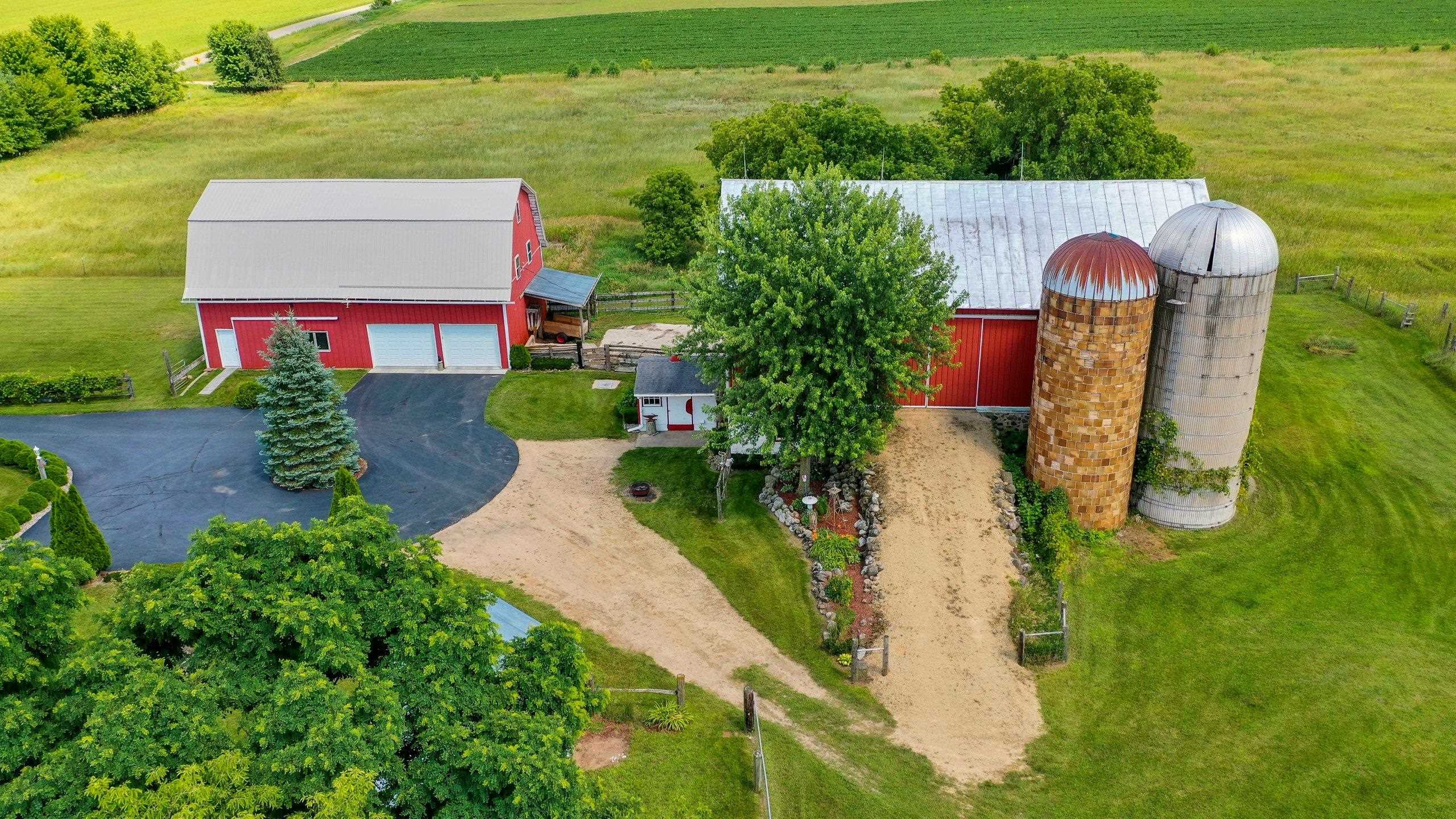 Shawano, Wisconsin 54166, United States, 3 Bedrooms Bedrooms, ,2 BathroomsBathrooms,Residential,Pending,51404