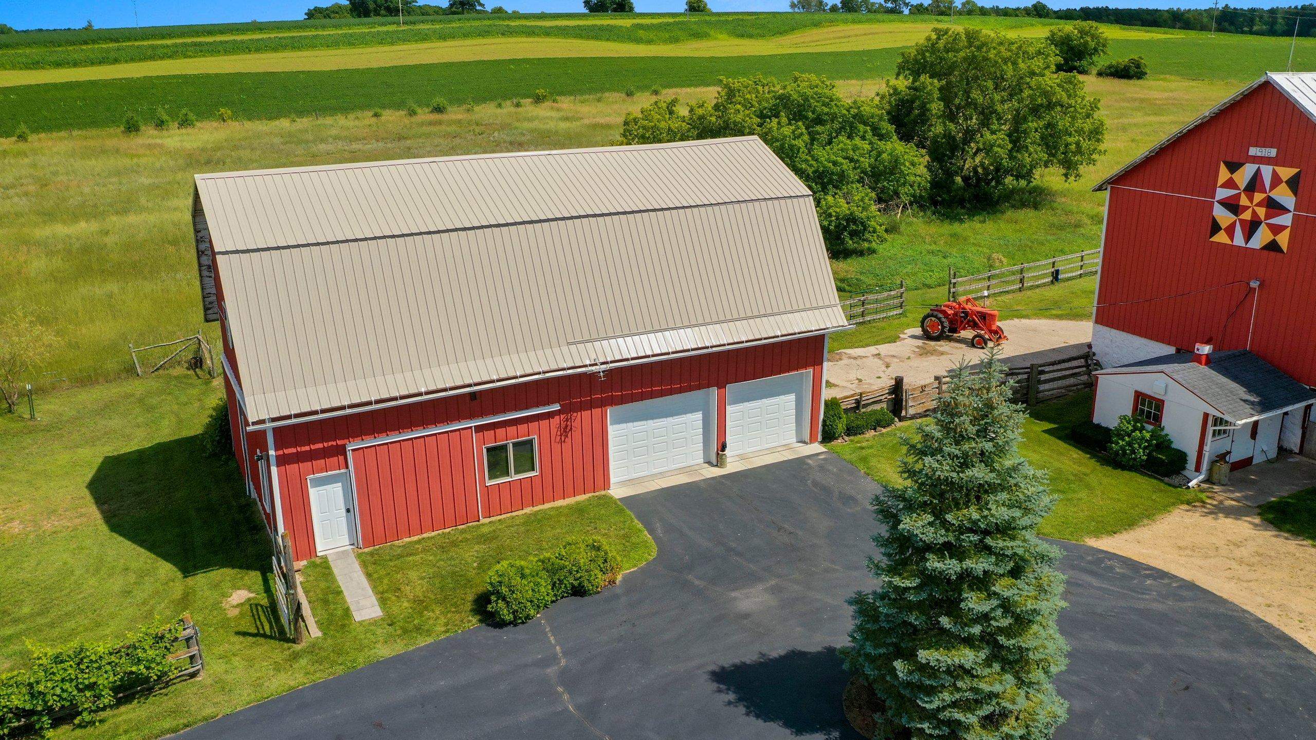 Shawano, Wisconsin 54166, United States, 3 Bedrooms Bedrooms, ,2 BathroomsBathrooms,Residential,Pending,51404