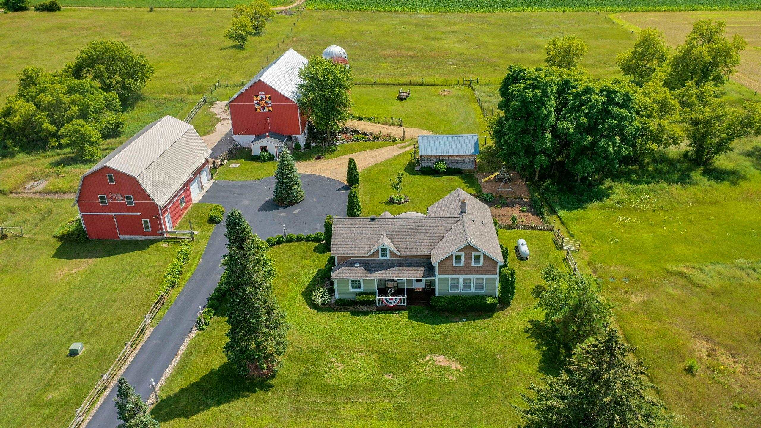 Shawano, Wisconsin 54166, United States, 3 Bedrooms Bedrooms, ,2 BathroomsBathrooms,Residential,Pending,51404