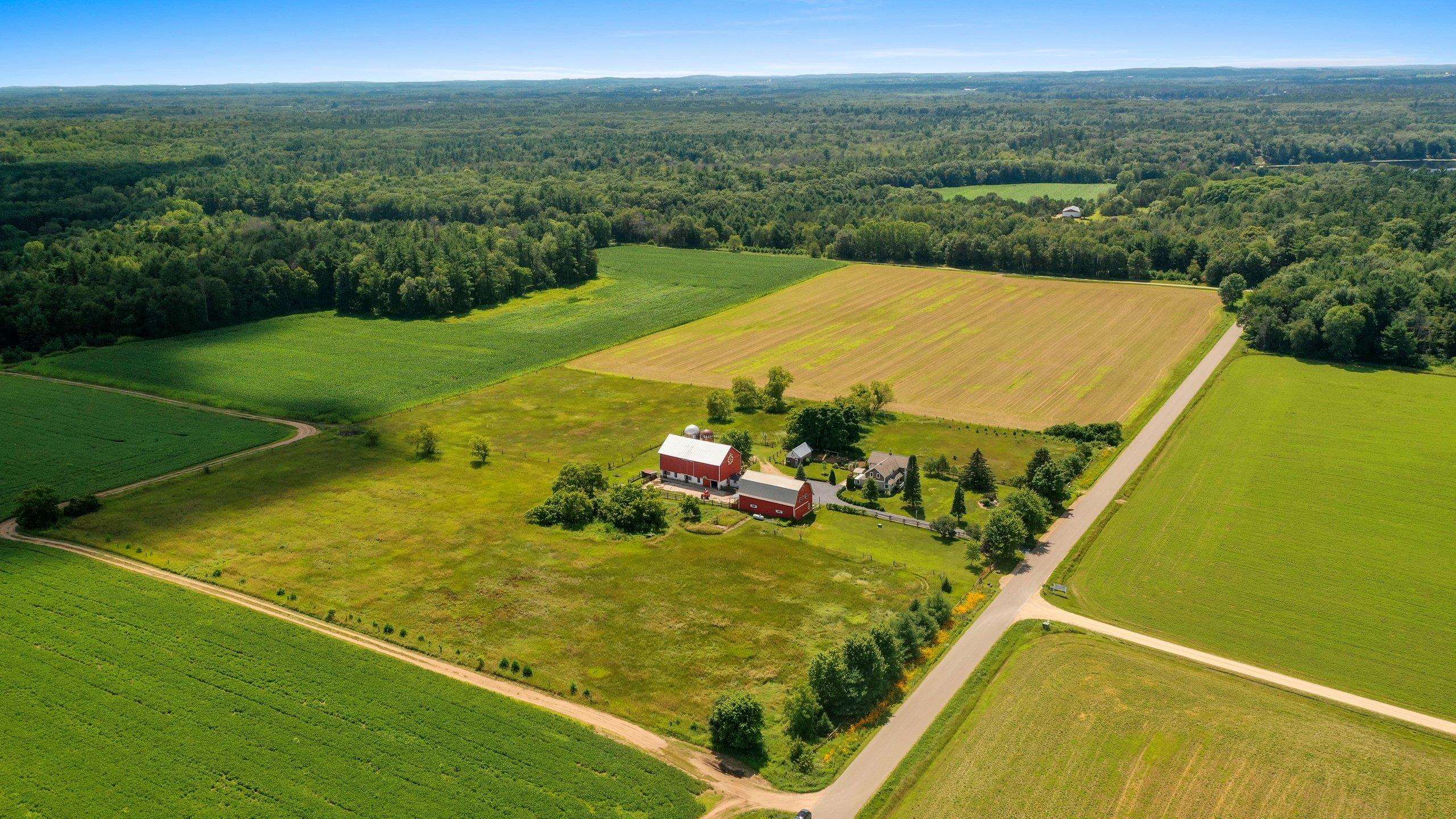 Shawano, Wisconsin 54166, United States, 3 Bedrooms Bedrooms, ,2 BathroomsBathrooms,Residential,Pending,51404