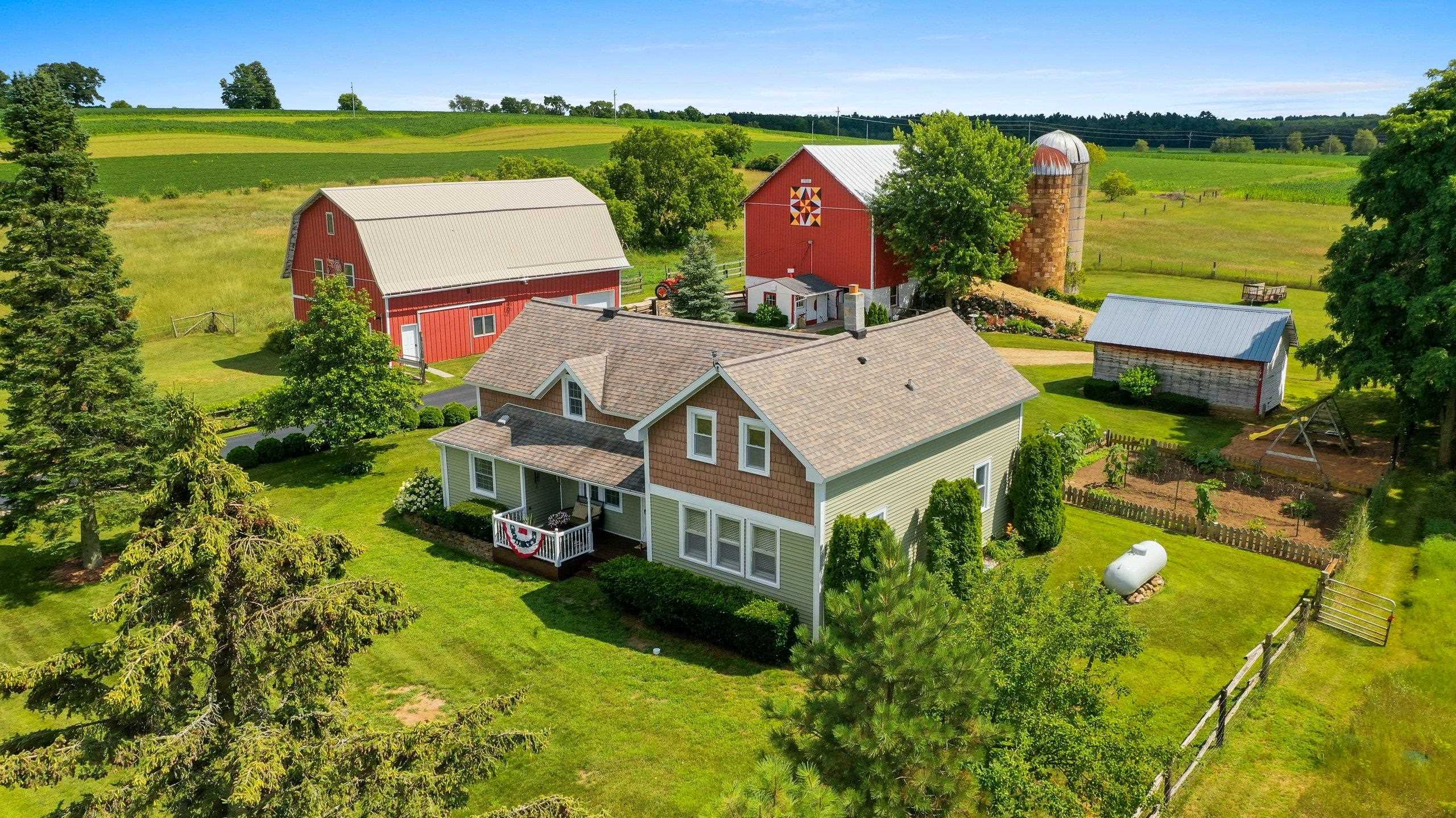 Shawano, Wisconsin 54166, United States, 3 Bedrooms Bedrooms, ,2 BathroomsBathrooms,Residential,Pending,51404